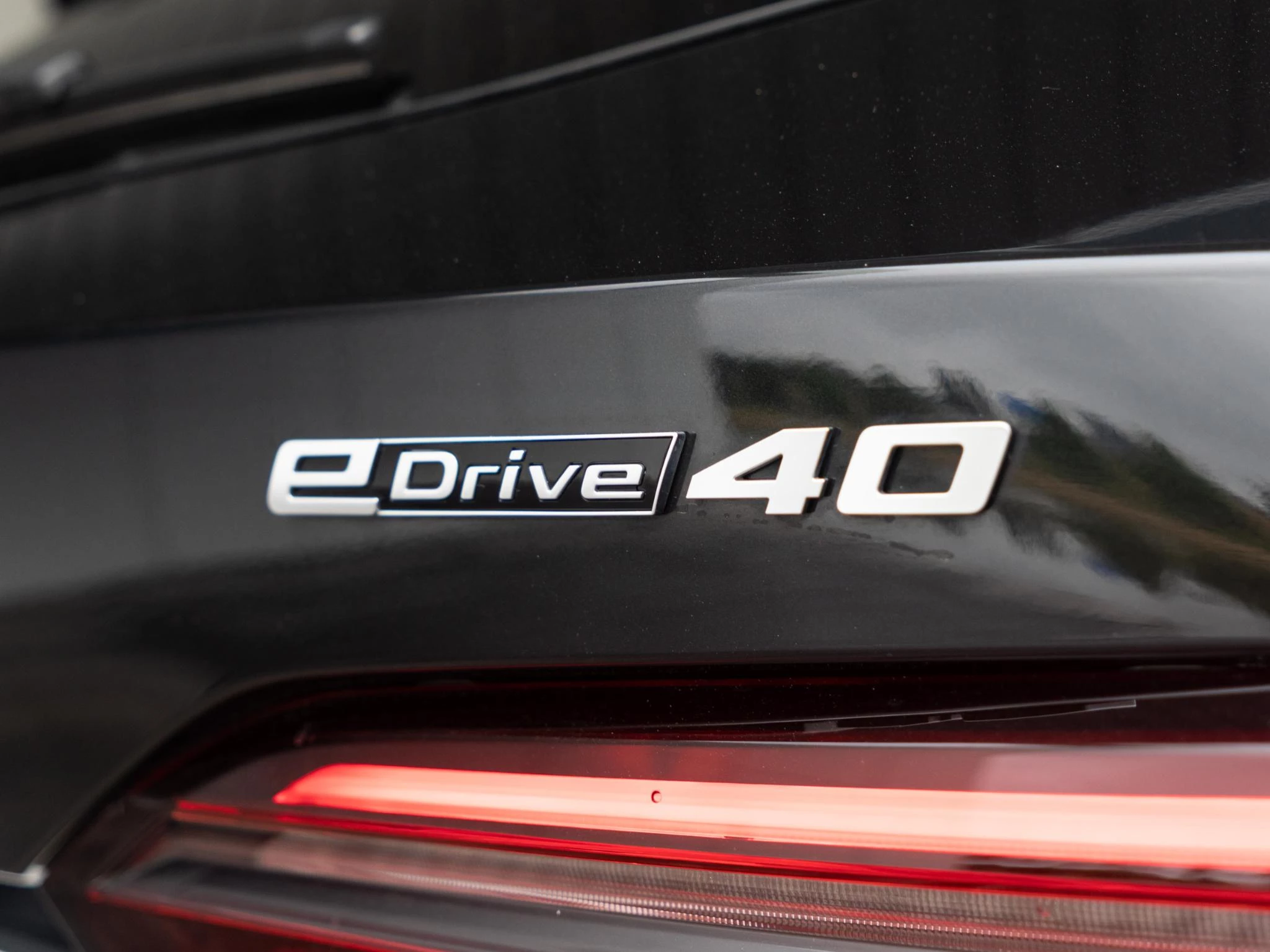 Hoofdafbeelding BMW i5
