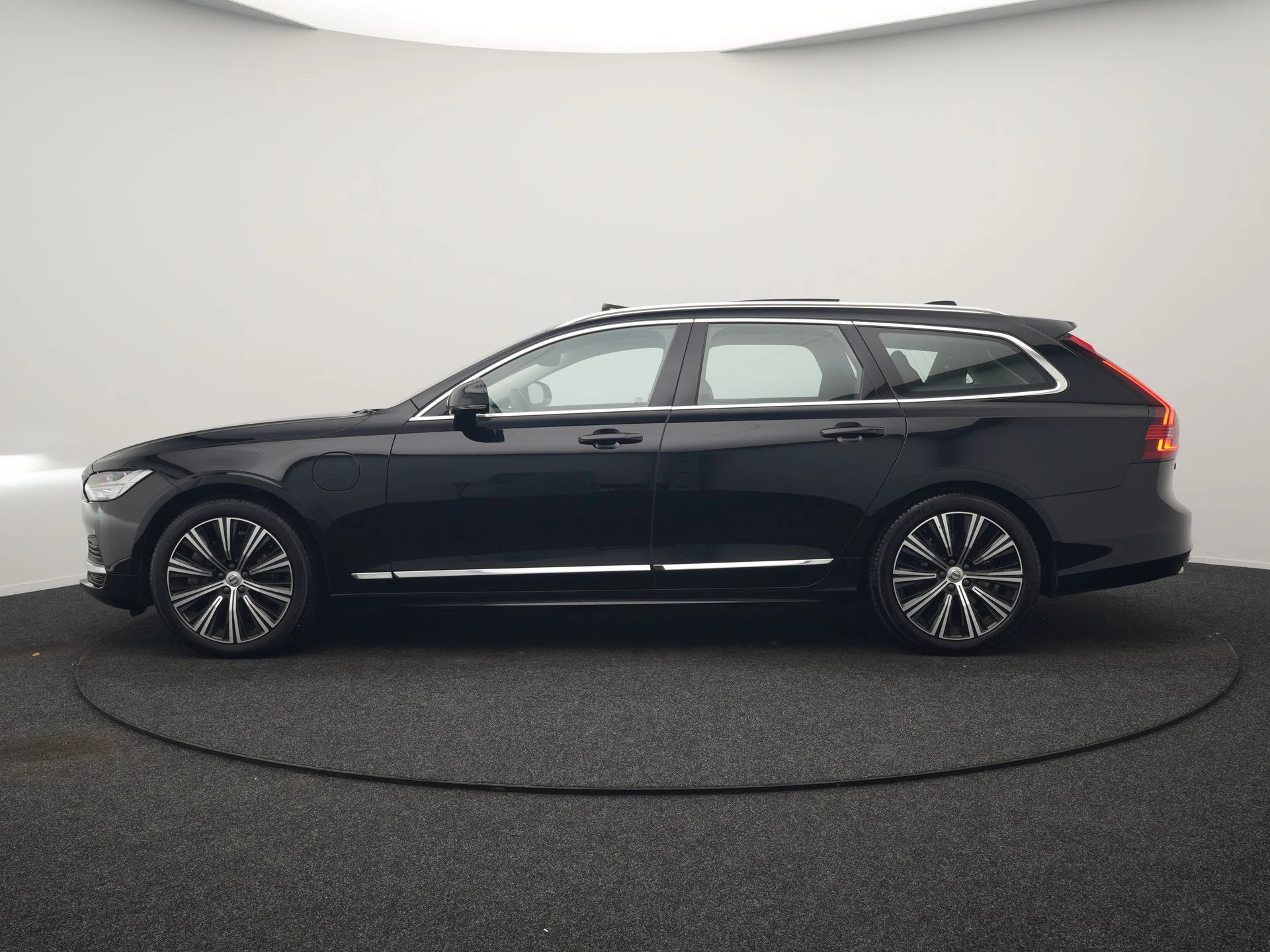 Hoofdafbeelding Volvo V90