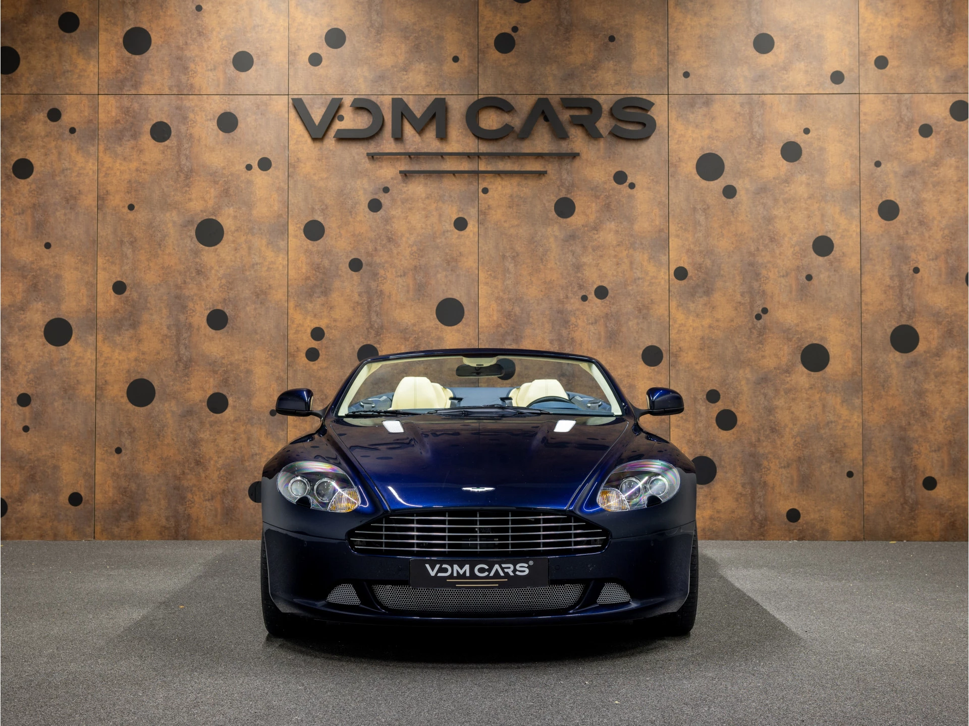 Hoofdafbeelding Aston Martin DB9