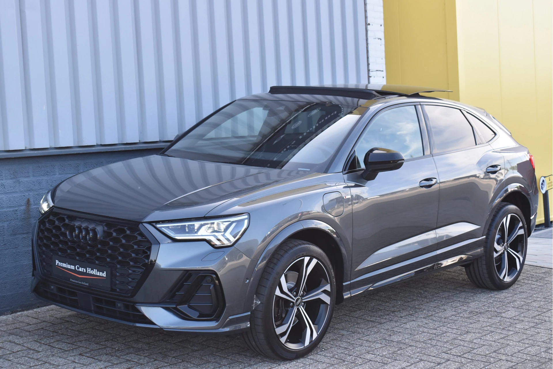 Hoofdafbeelding Audi Q3