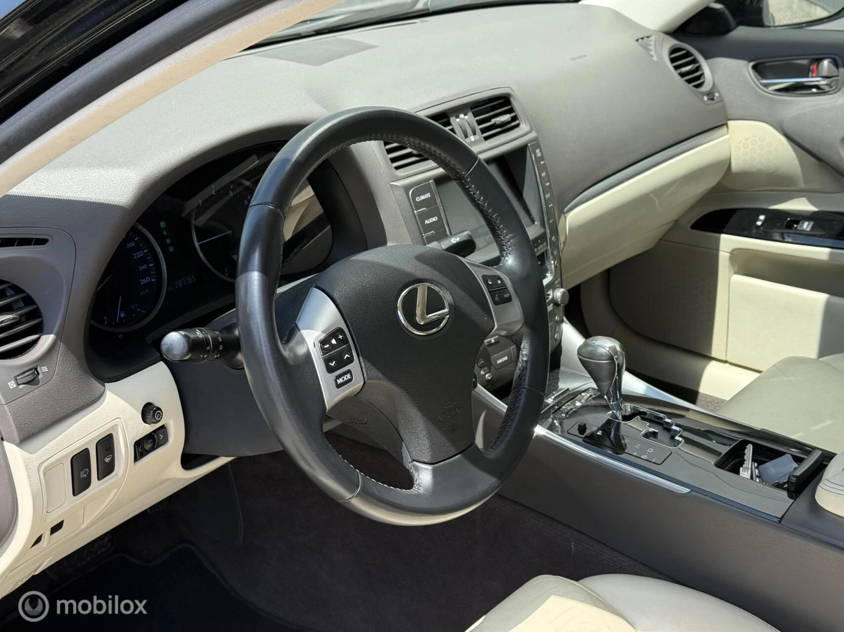 Hoofdafbeelding Lexus IS