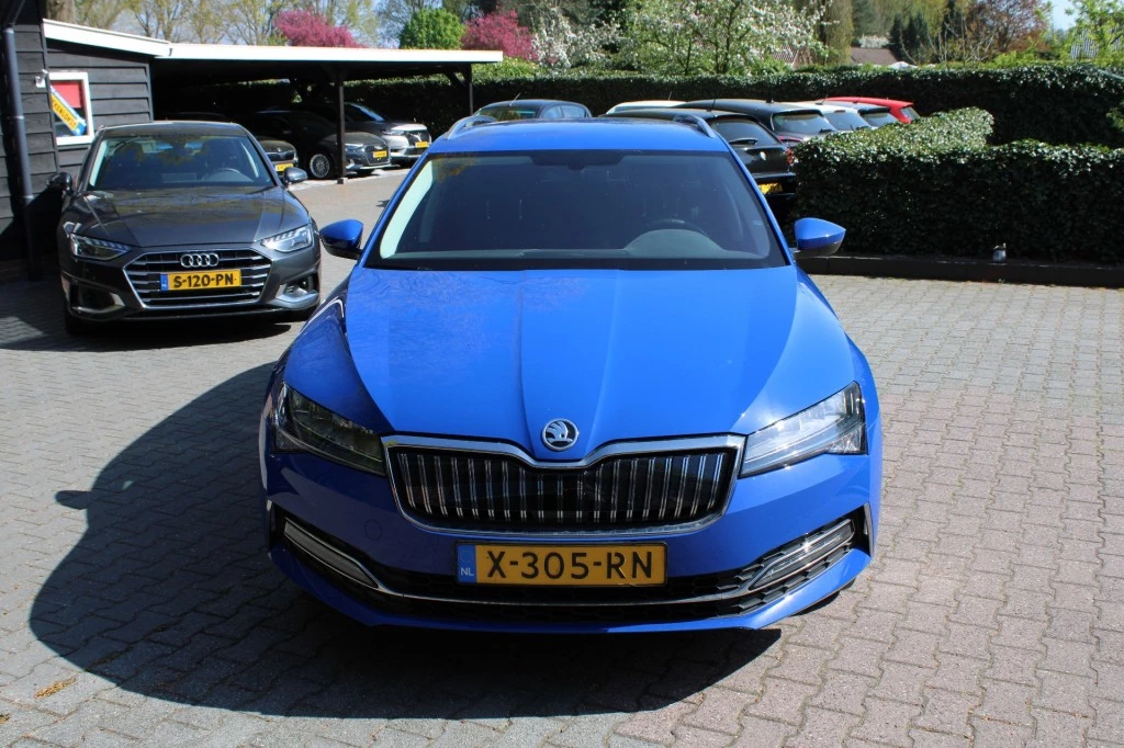 Hoofdafbeelding Škoda Superb