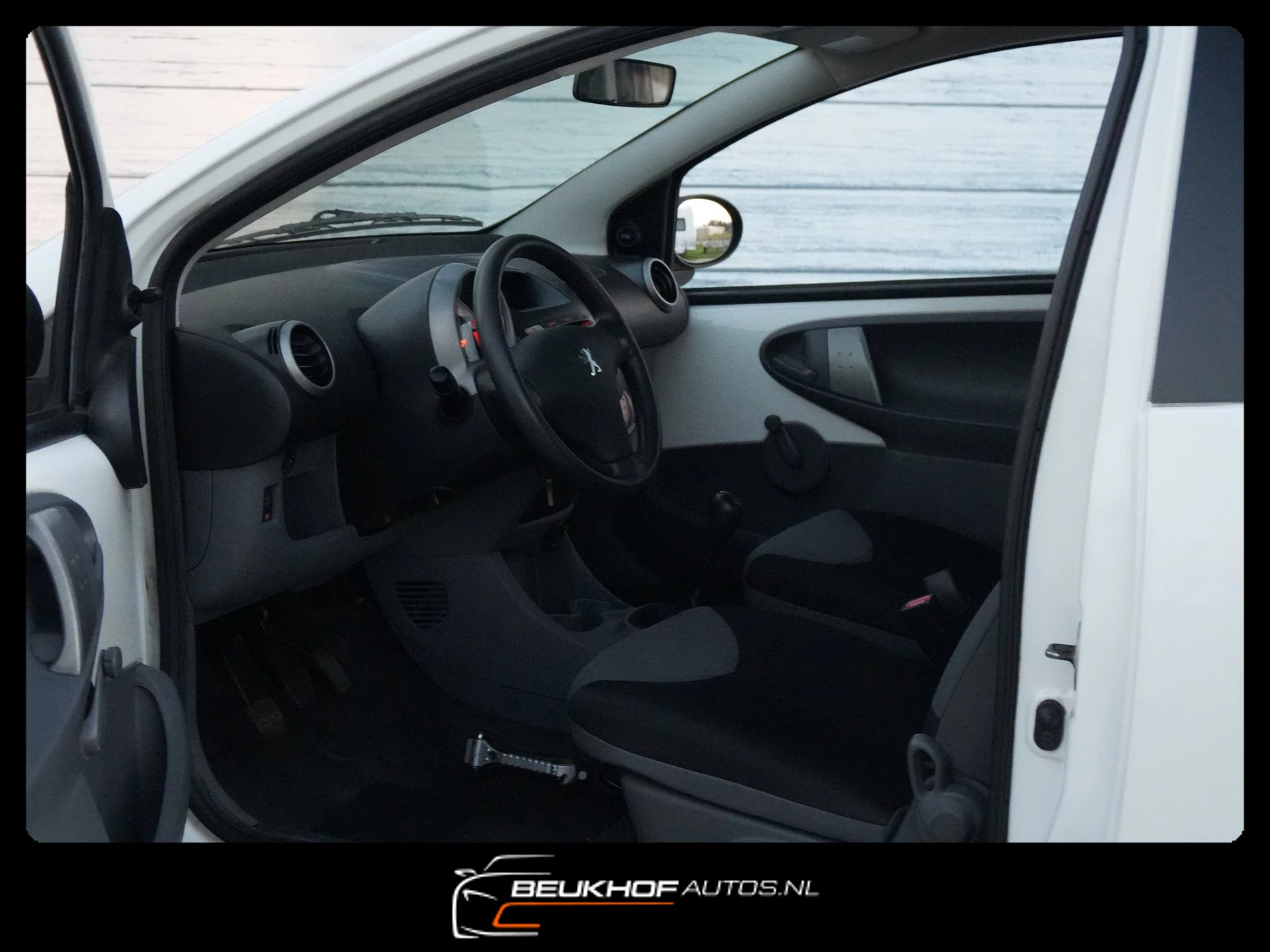 Hoofdafbeelding Peugeot 107