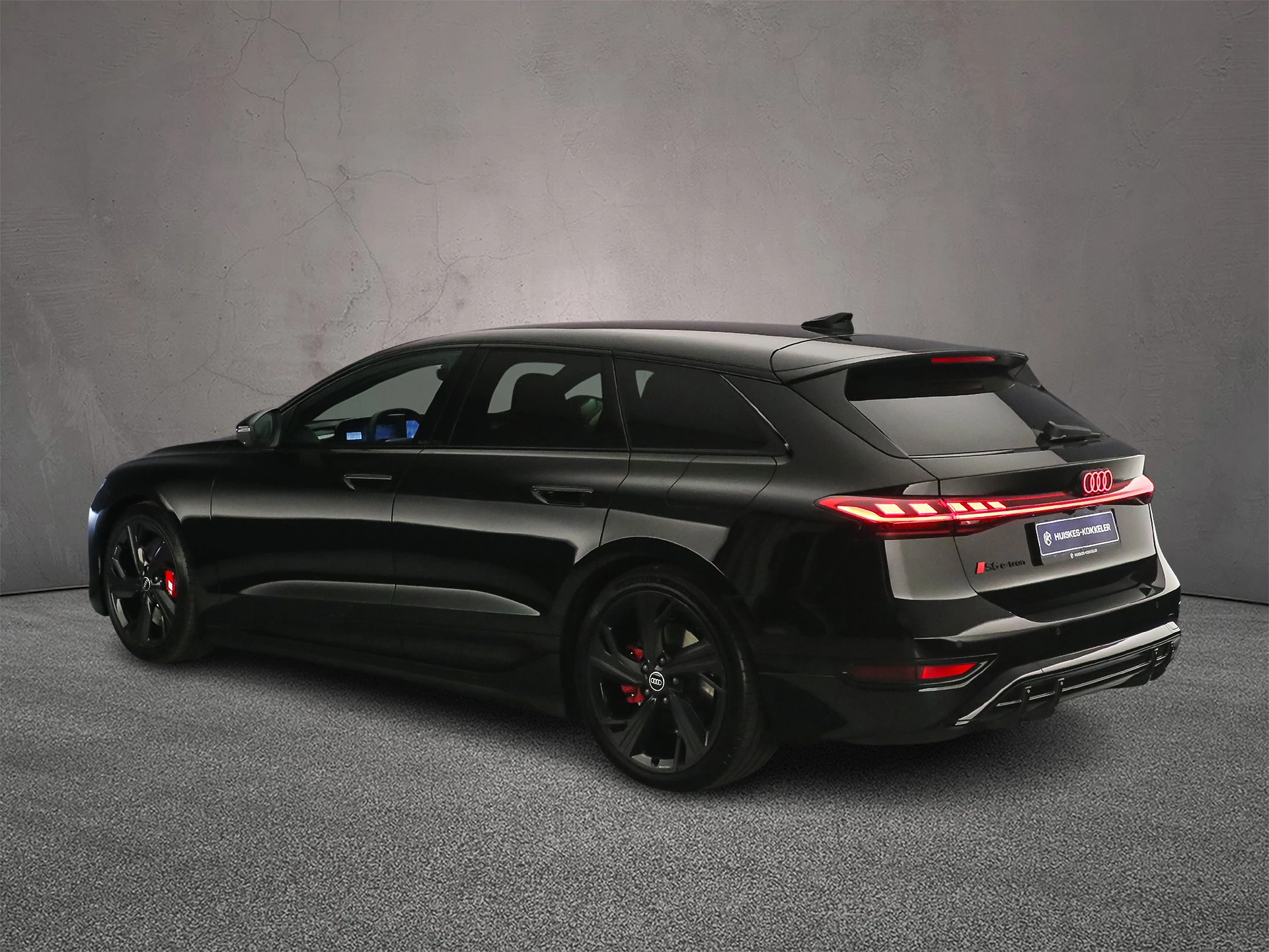 Hoofdafbeelding Audi A6 Avant e-tron