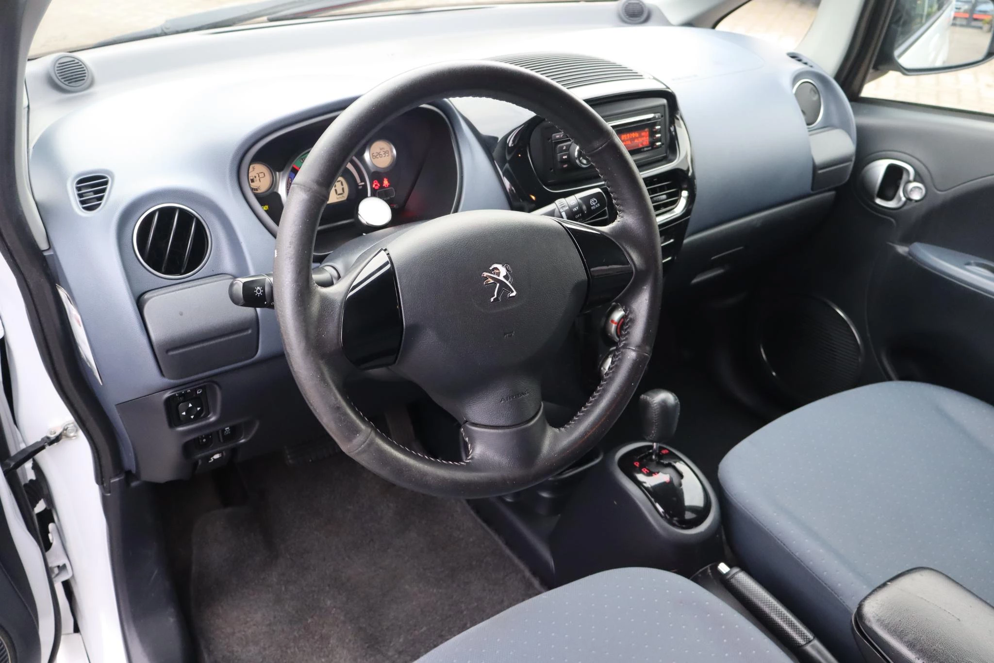 Hoofdafbeelding Peugeot iOn