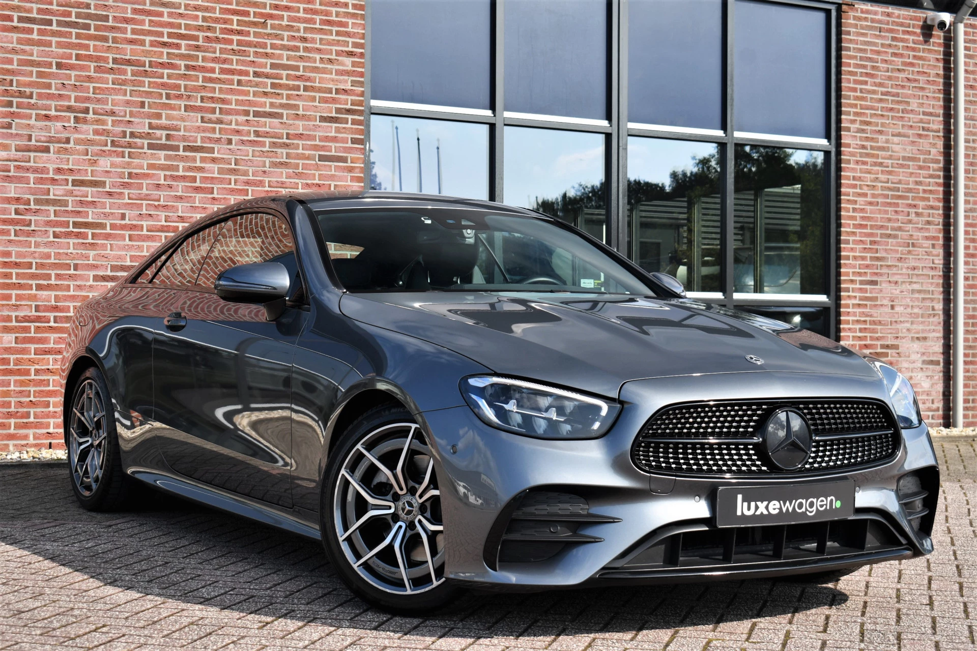 Hoofdafbeelding Mercedes-Benz E-Klasse