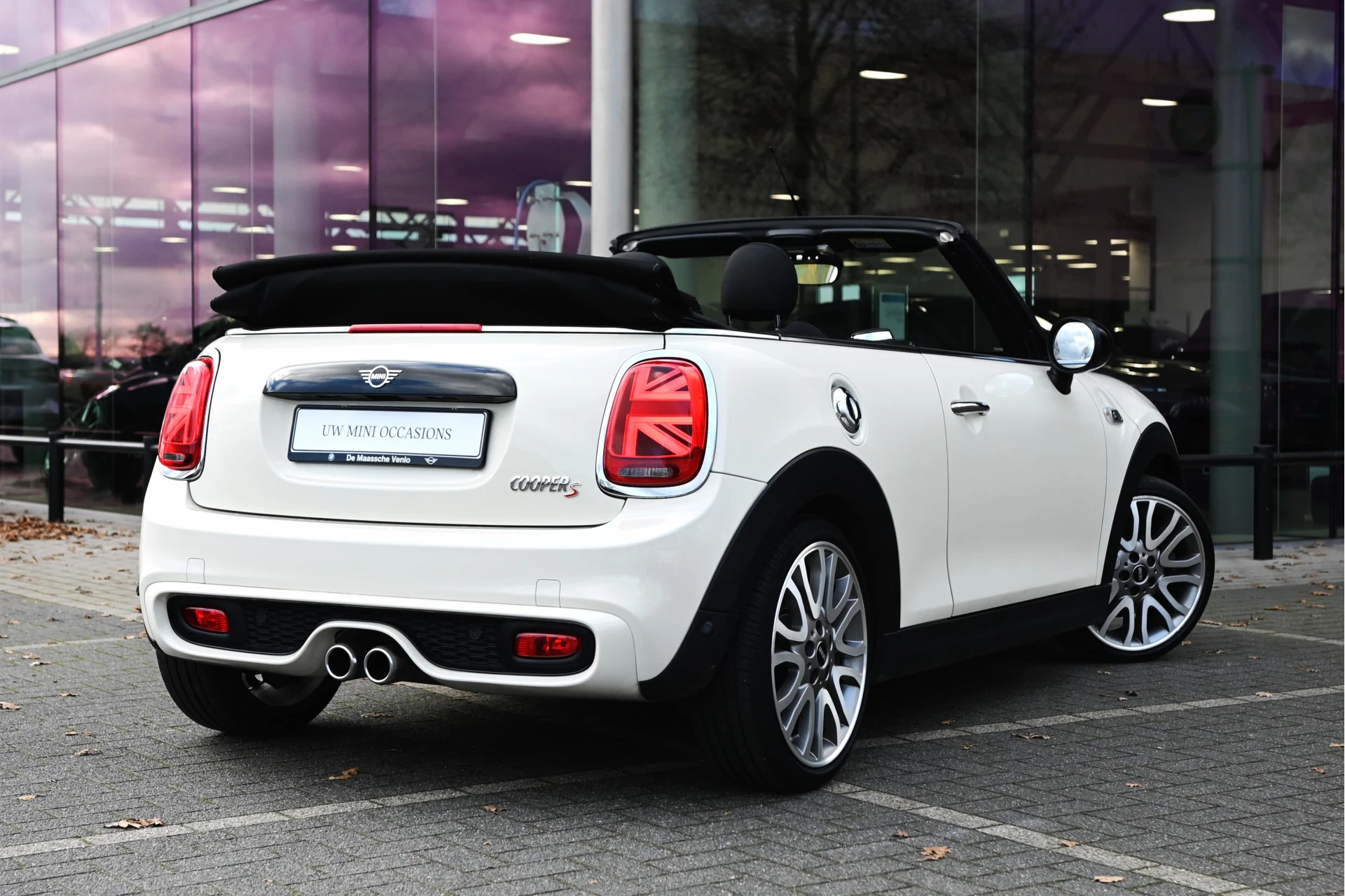 Hoofdafbeelding MINI Cooper S Cabrio