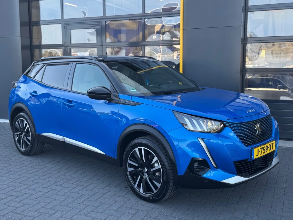 Hoofdafbeelding Peugeot e-2008