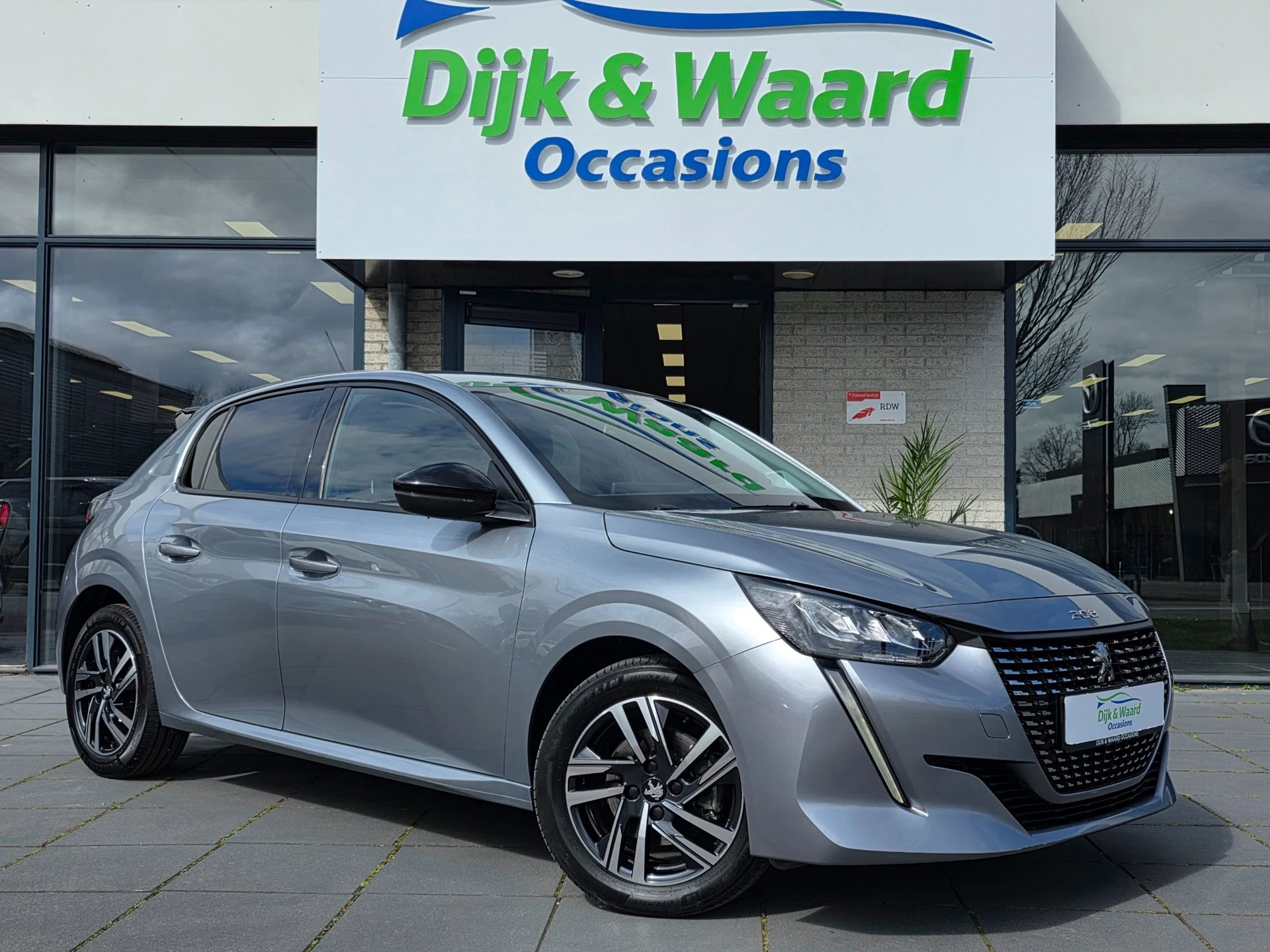 Hoofdafbeelding Peugeot 208