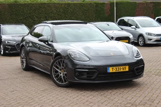 Hoofdafbeelding Porsche Panamera Porsche Panamera Sport Turismo 2.9 4 E-Hybrid Platinum Edition / Panoramadak / 360Camera / Sportdesign+Chrono / Luxe Leder / Luchtvering / Keyless / Bose / 21'' / Stoelverwarming4x / Dodehoek / DAB / Cruise Control Adaptief