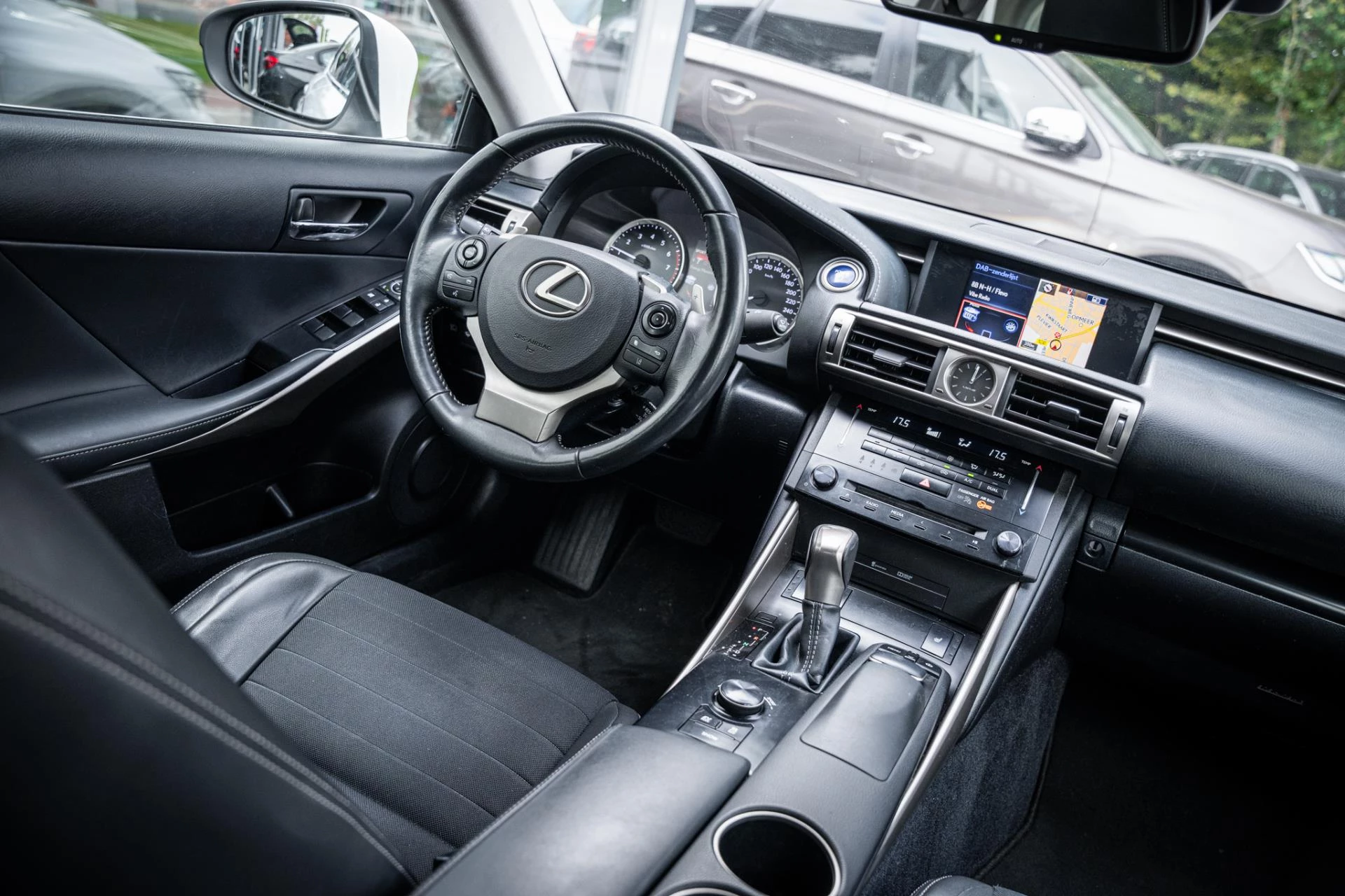 Hoofdafbeelding Lexus IS