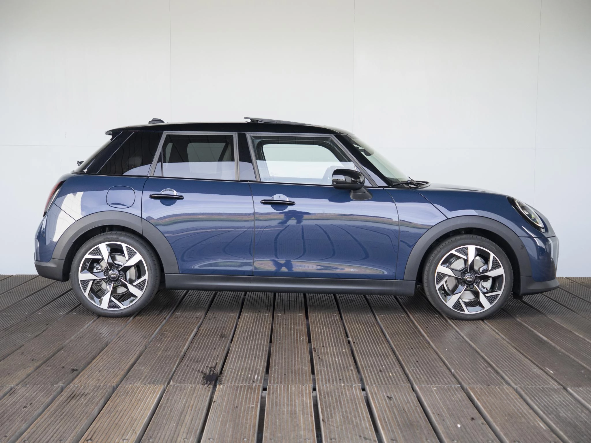 Hoofdafbeelding MINI 5-deurs