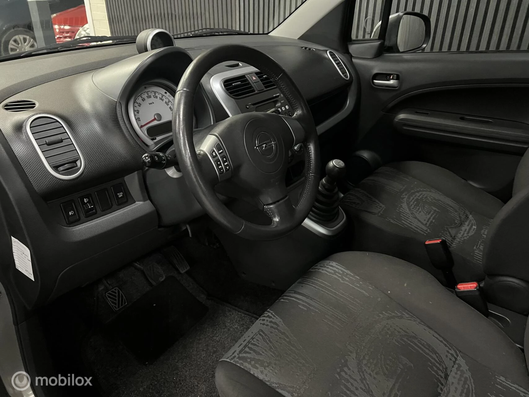 Hoofdafbeelding Opel Agila