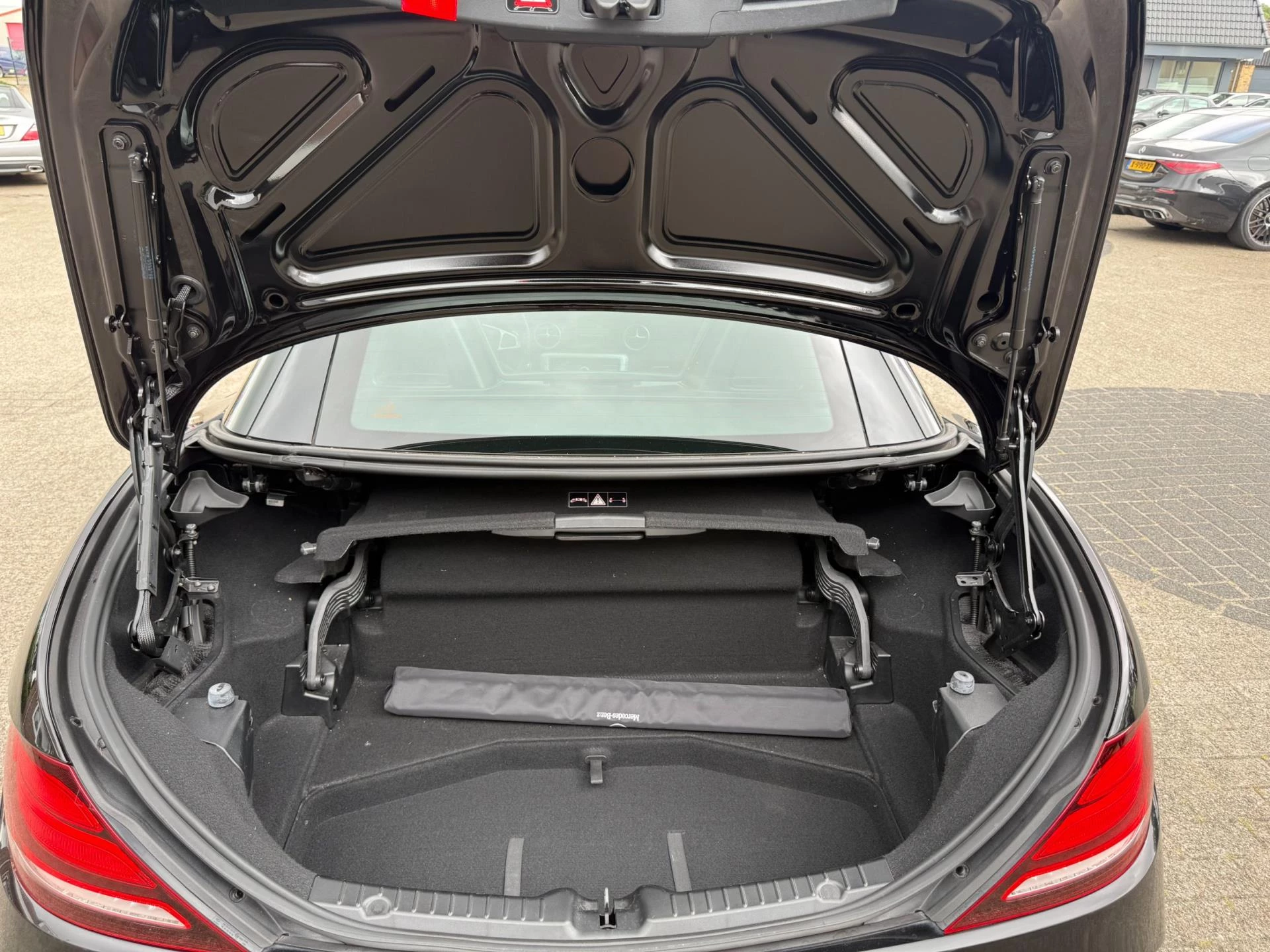 Hoofdafbeelding Mercedes-Benz SLC