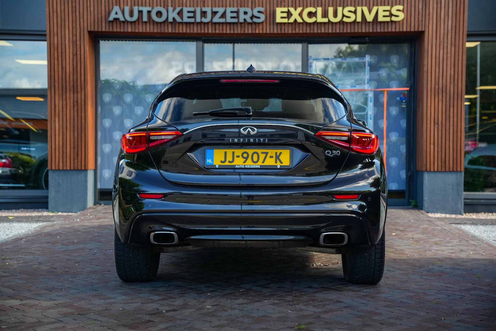 Hoofdafbeelding Infiniti Q