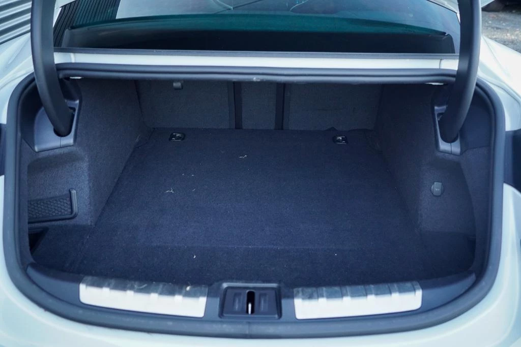 Hoofdafbeelding Porsche Taycan