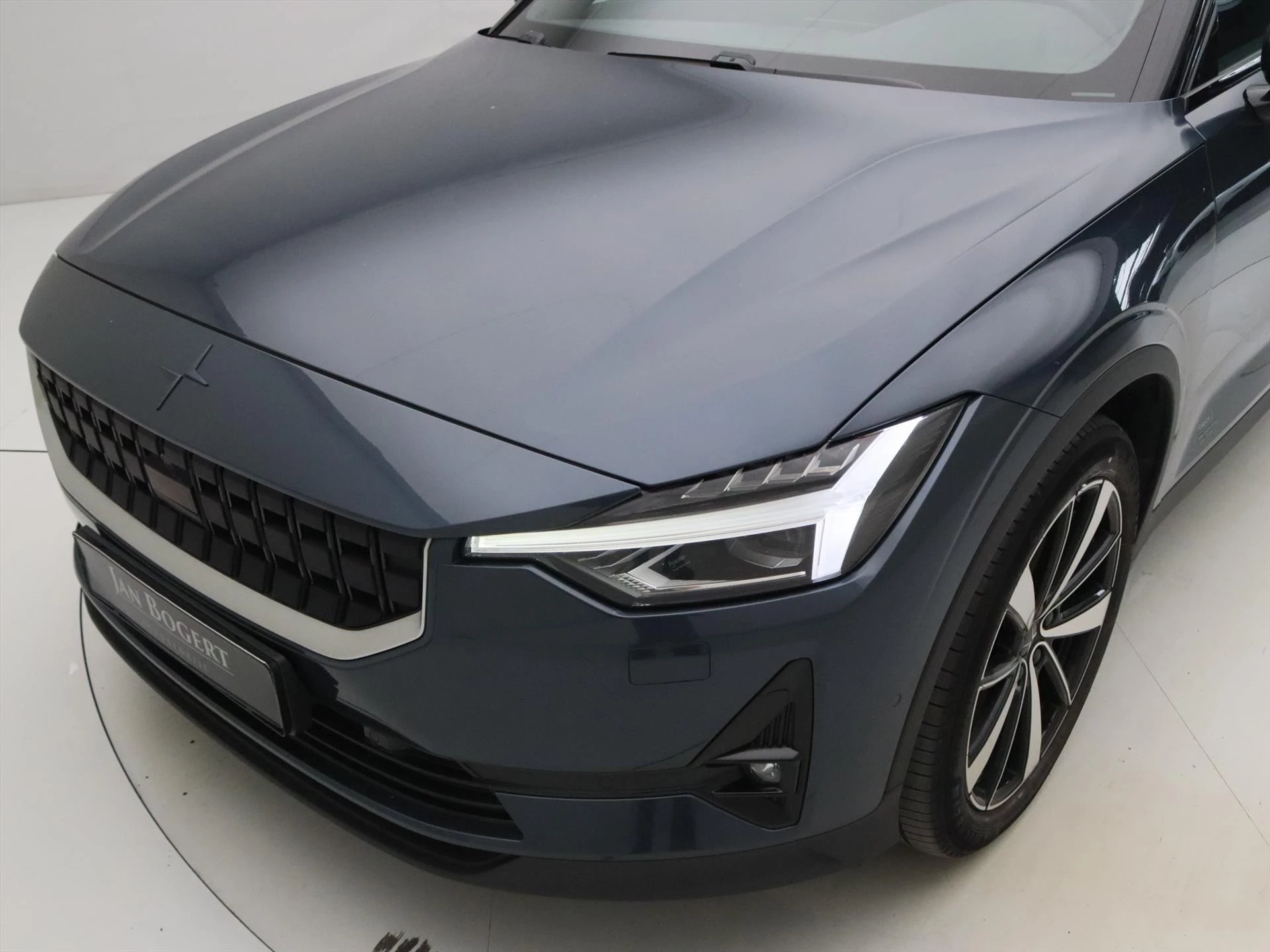 Hoofdafbeelding Polestar 2
