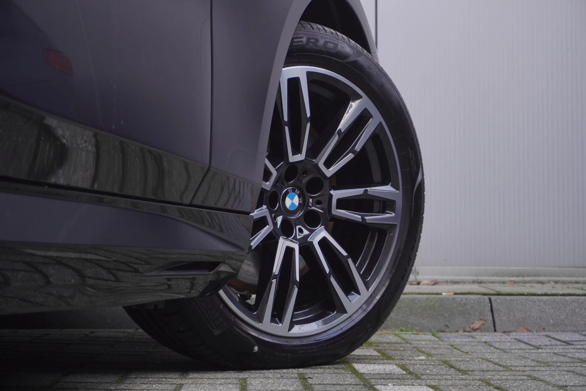 Hoofdafbeelding BMW i5