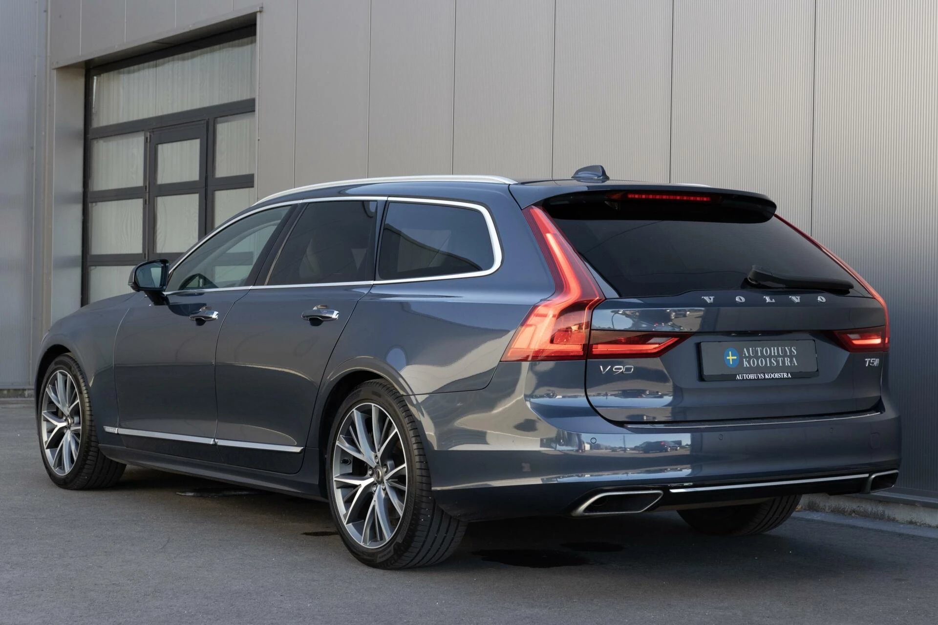 Hoofdafbeelding Volvo V90