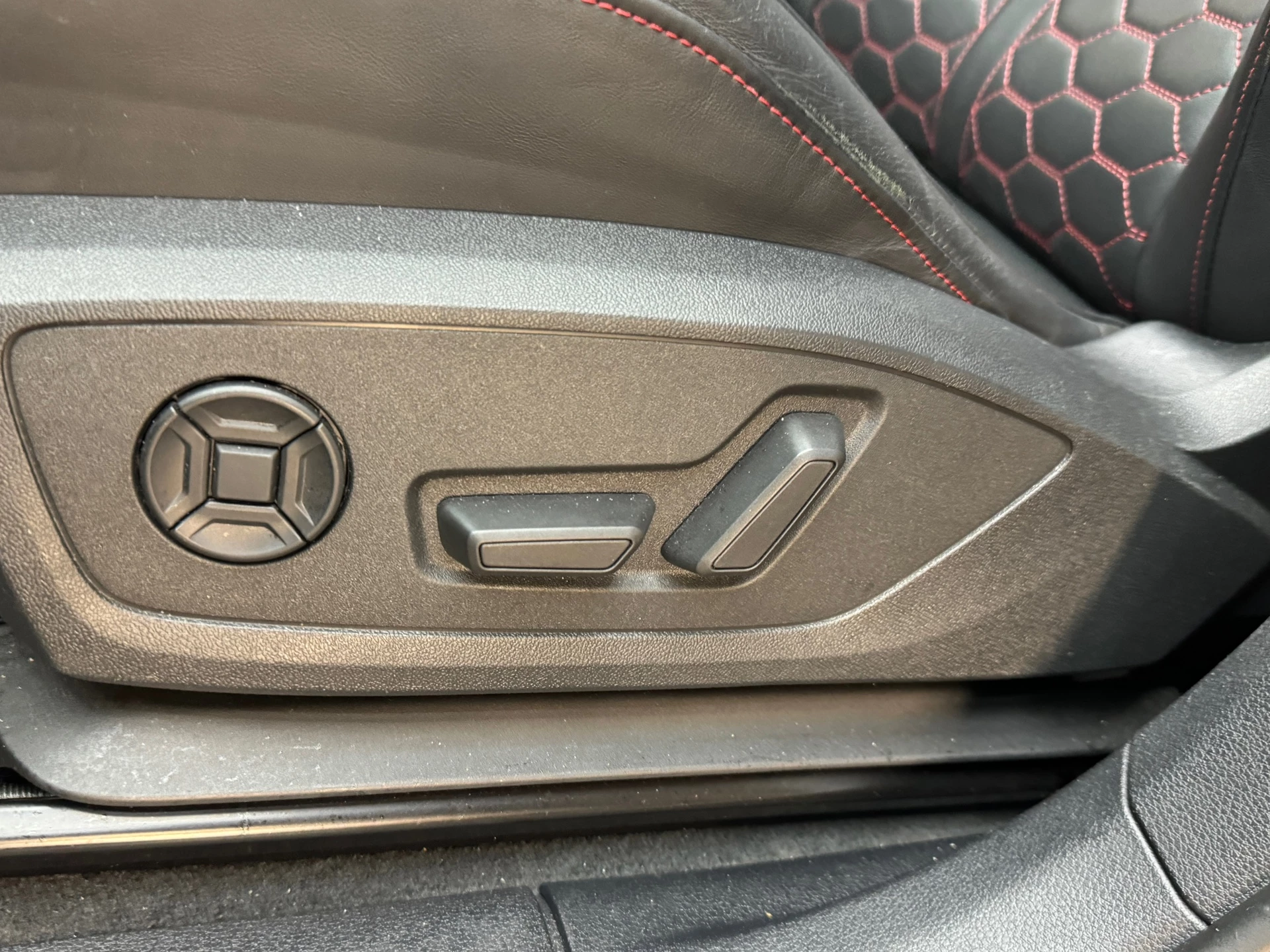 Hoofdafbeelding Audi RSQ3