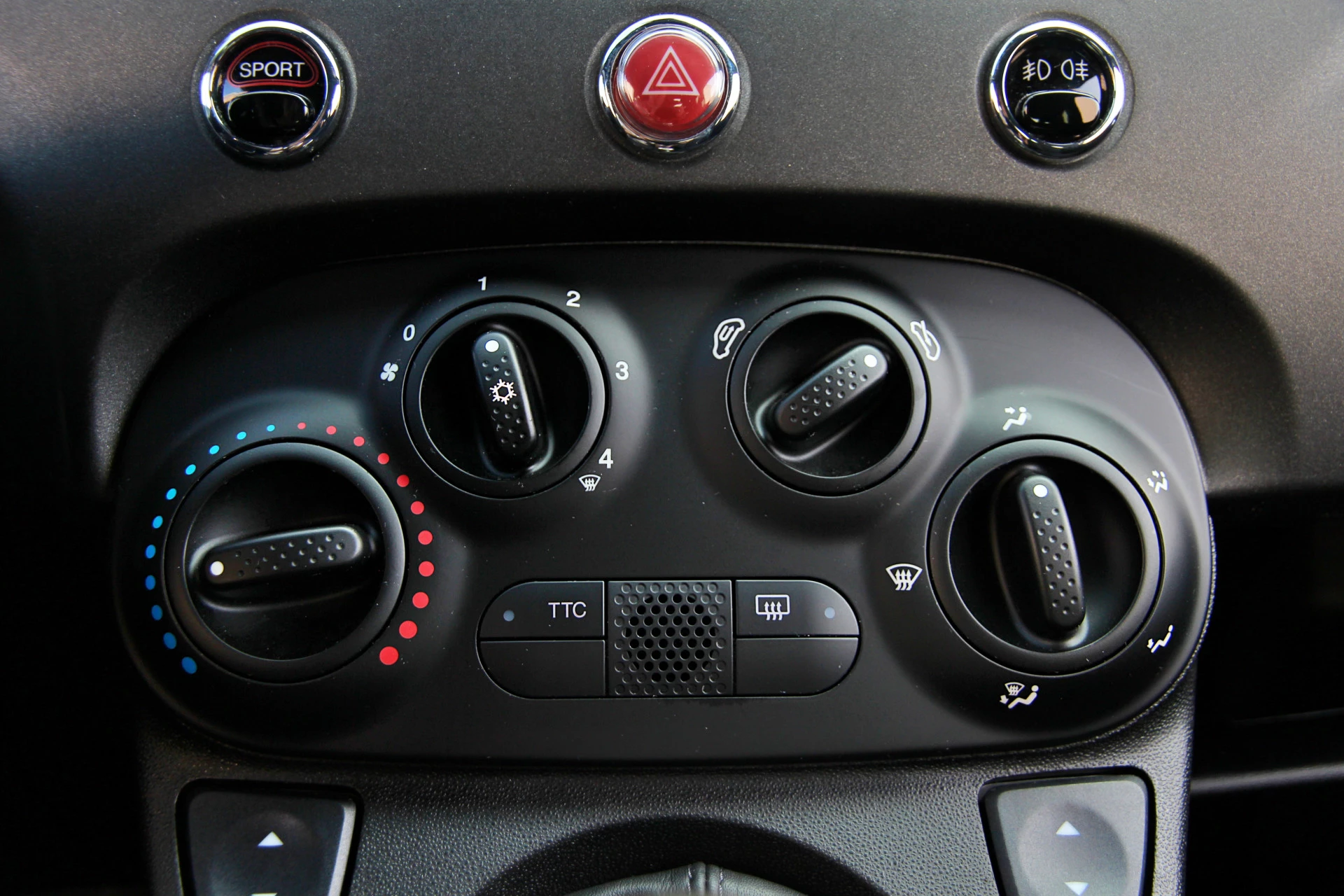 Hoofdafbeelding Abarth 595