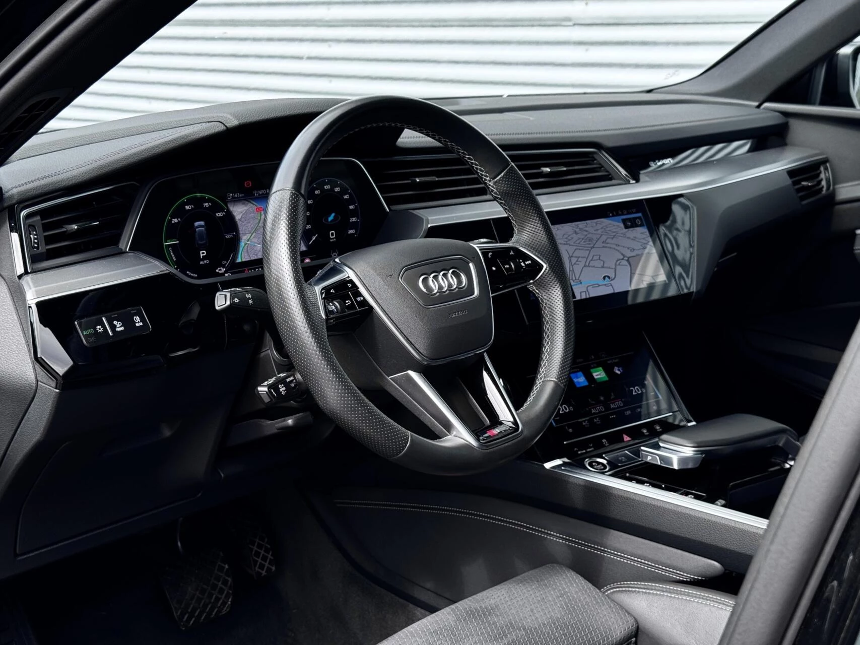 Hoofdafbeelding Audi e-tron