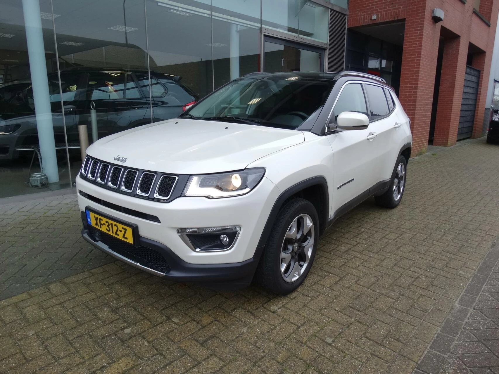 Hoofdafbeelding Jeep Compass