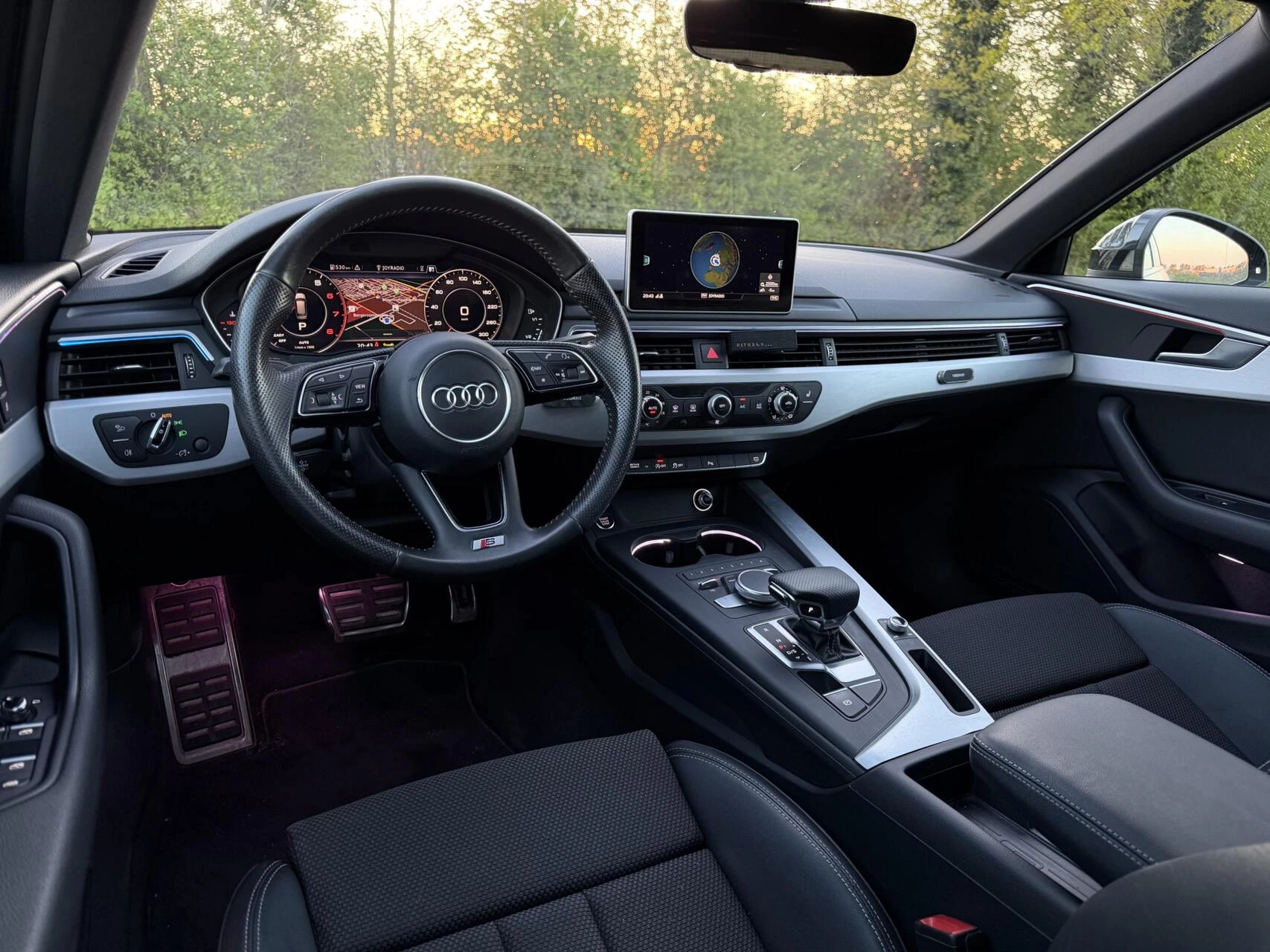 Hoofdafbeelding Audi A4