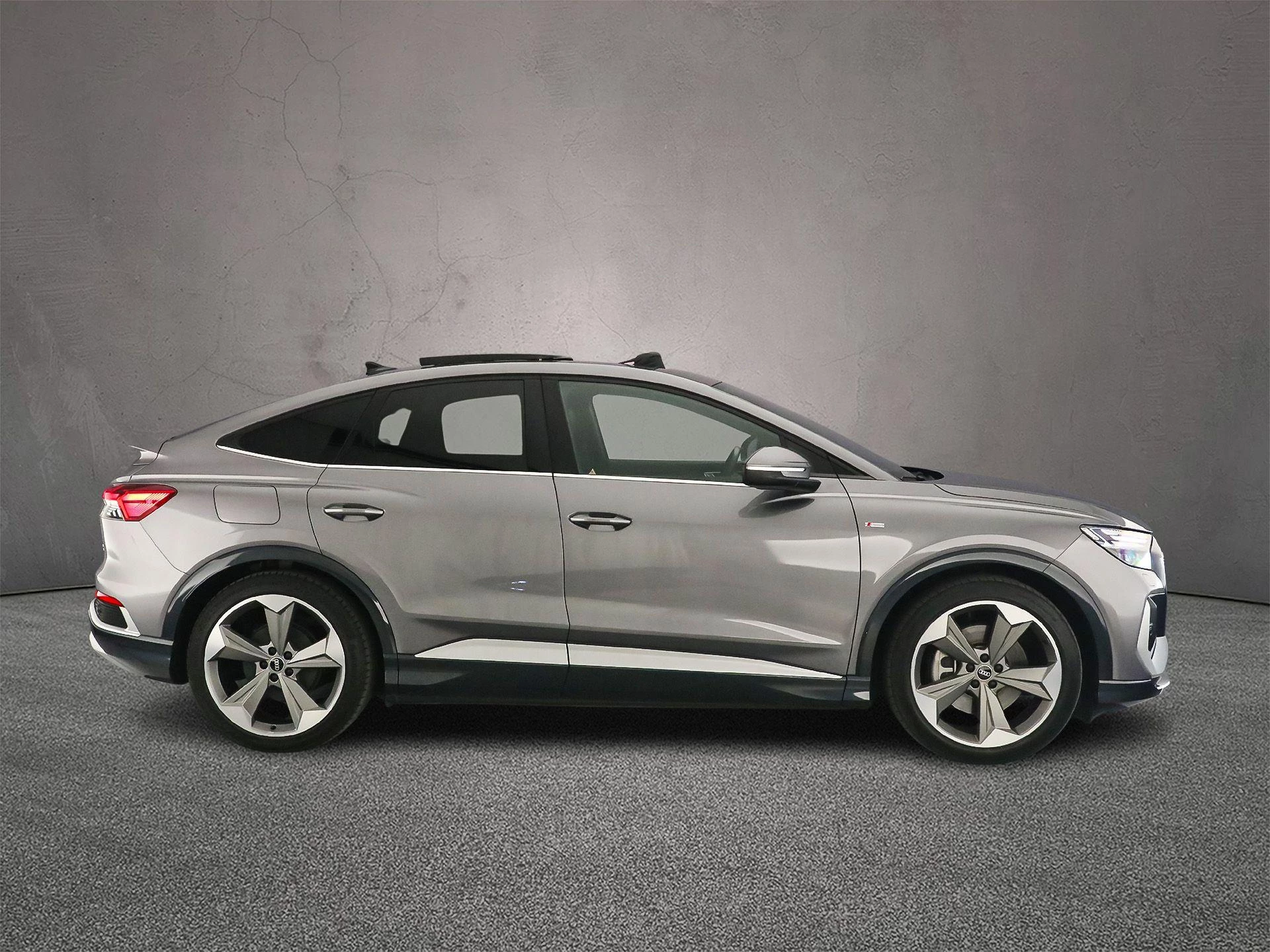 Hoofdafbeelding Audi Q4 Sportback e-tron