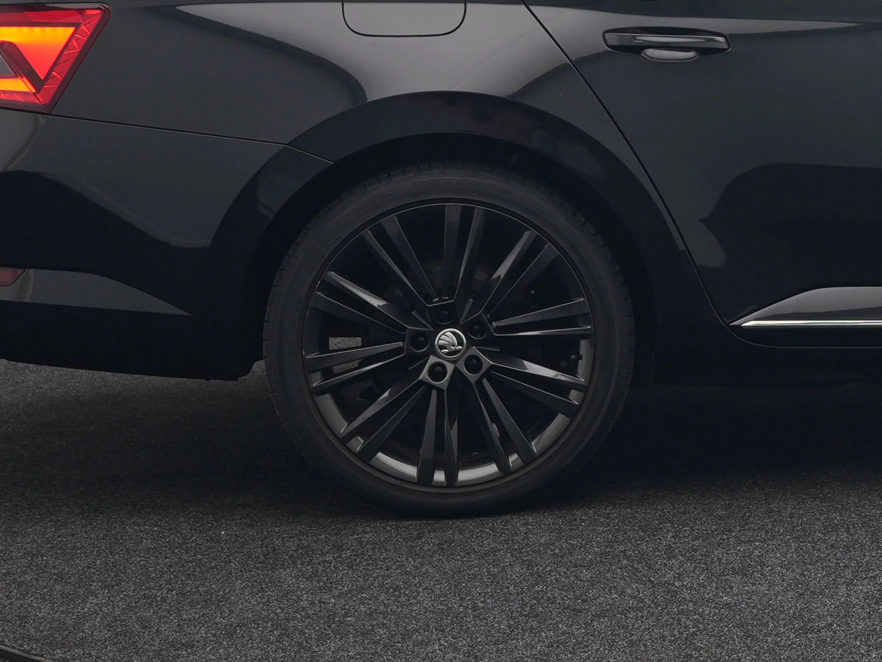 Hoofdafbeelding Škoda Superb