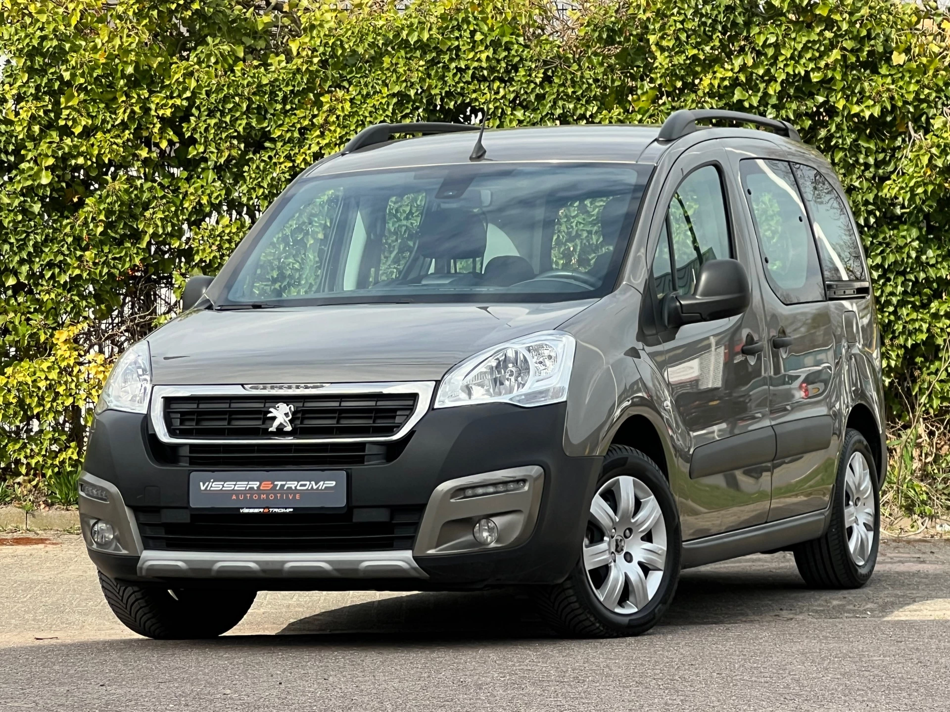 Hoofdafbeelding Peugeot Partner