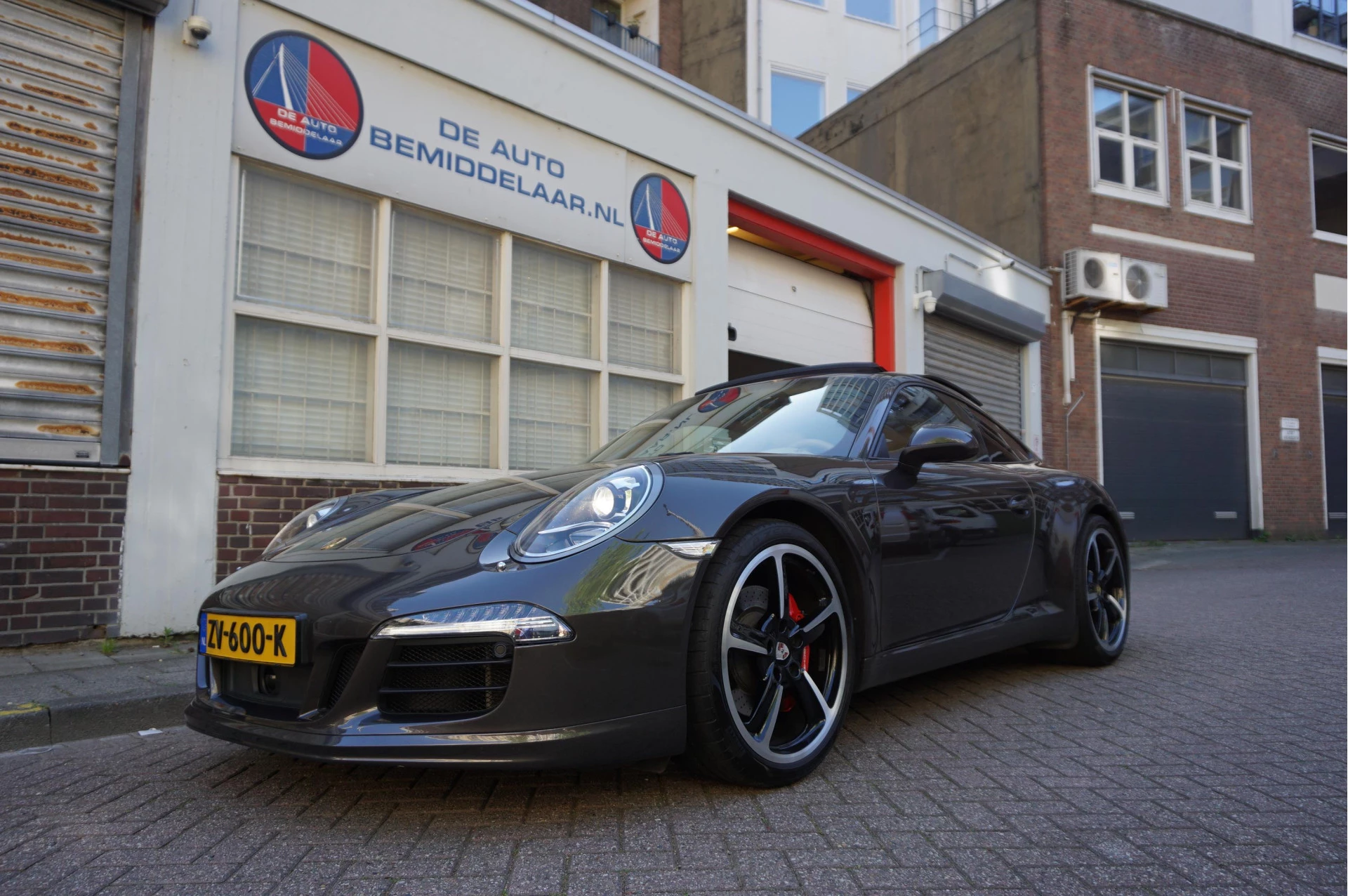 Hoofdafbeelding Porsche 911