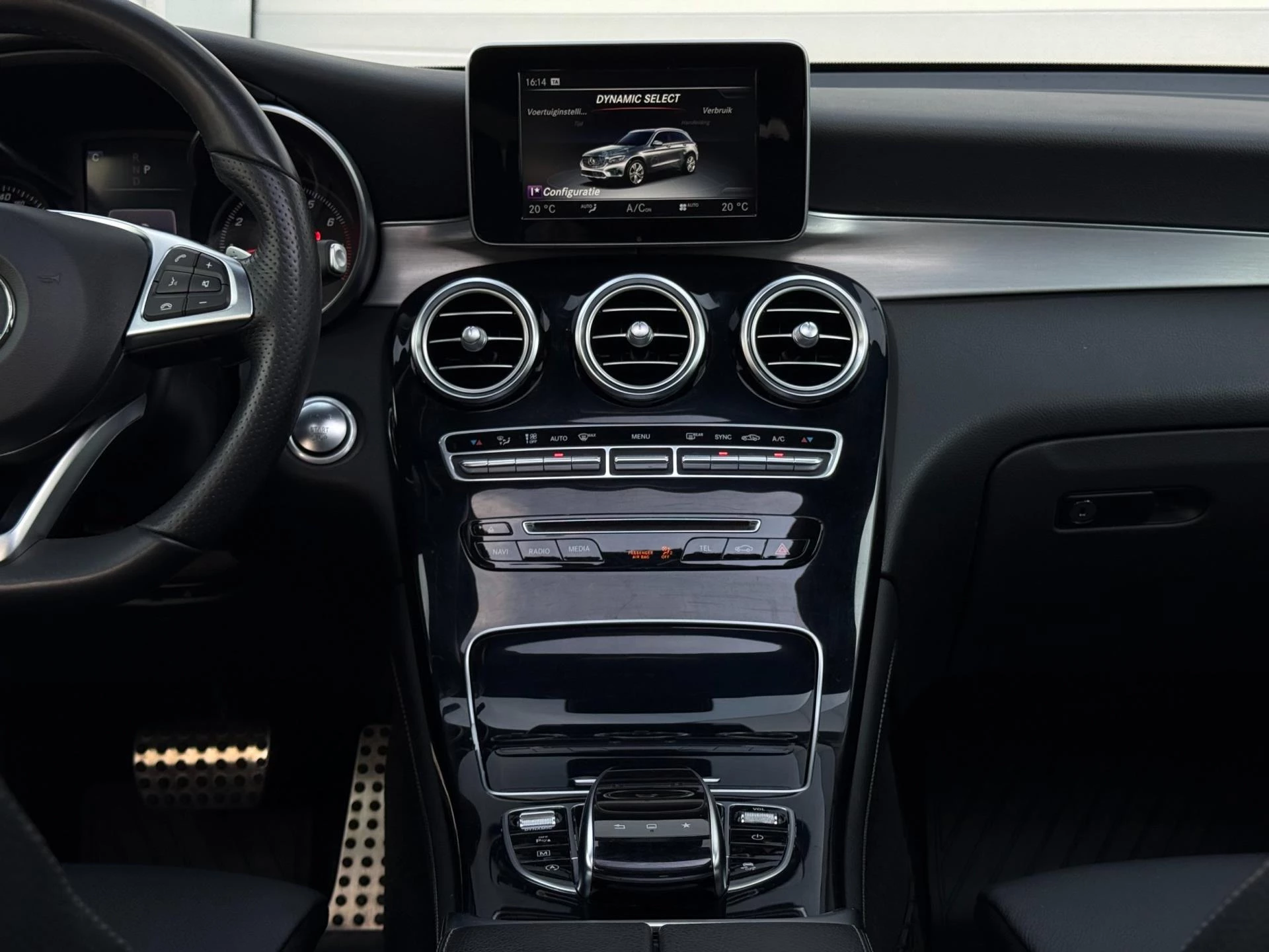 Hoofdafbeelding Mercedes-Benz GLC