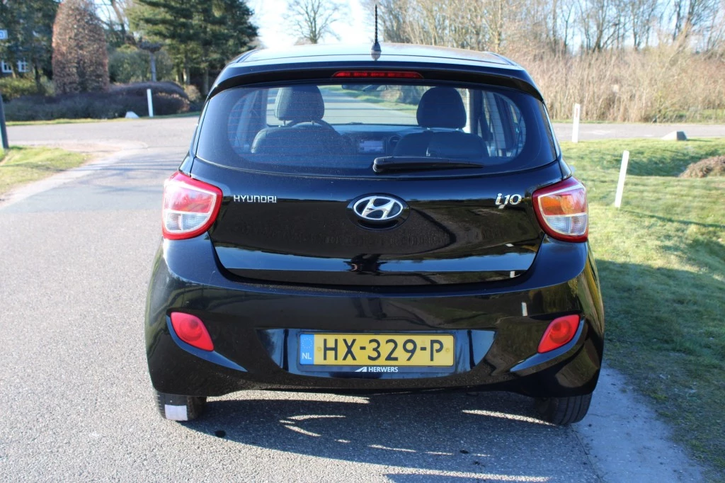 Hoofdafbeelding Hyundai i10