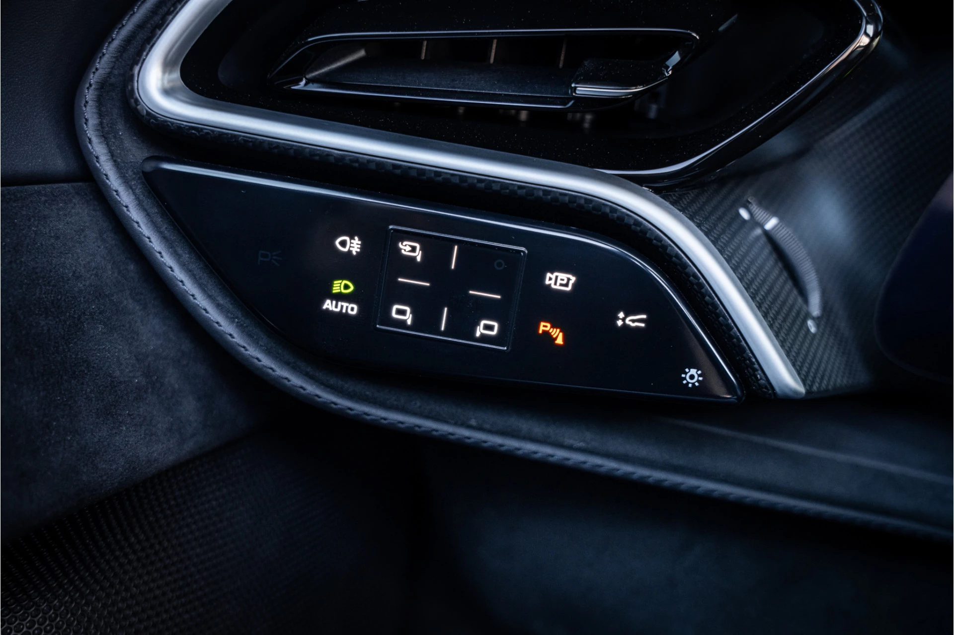 Hoofdafbeelding Ferrari 296