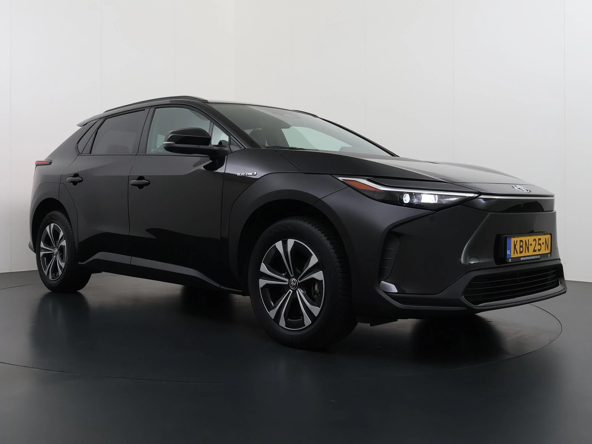 Hoofdafbeelding Toyota bZ4X