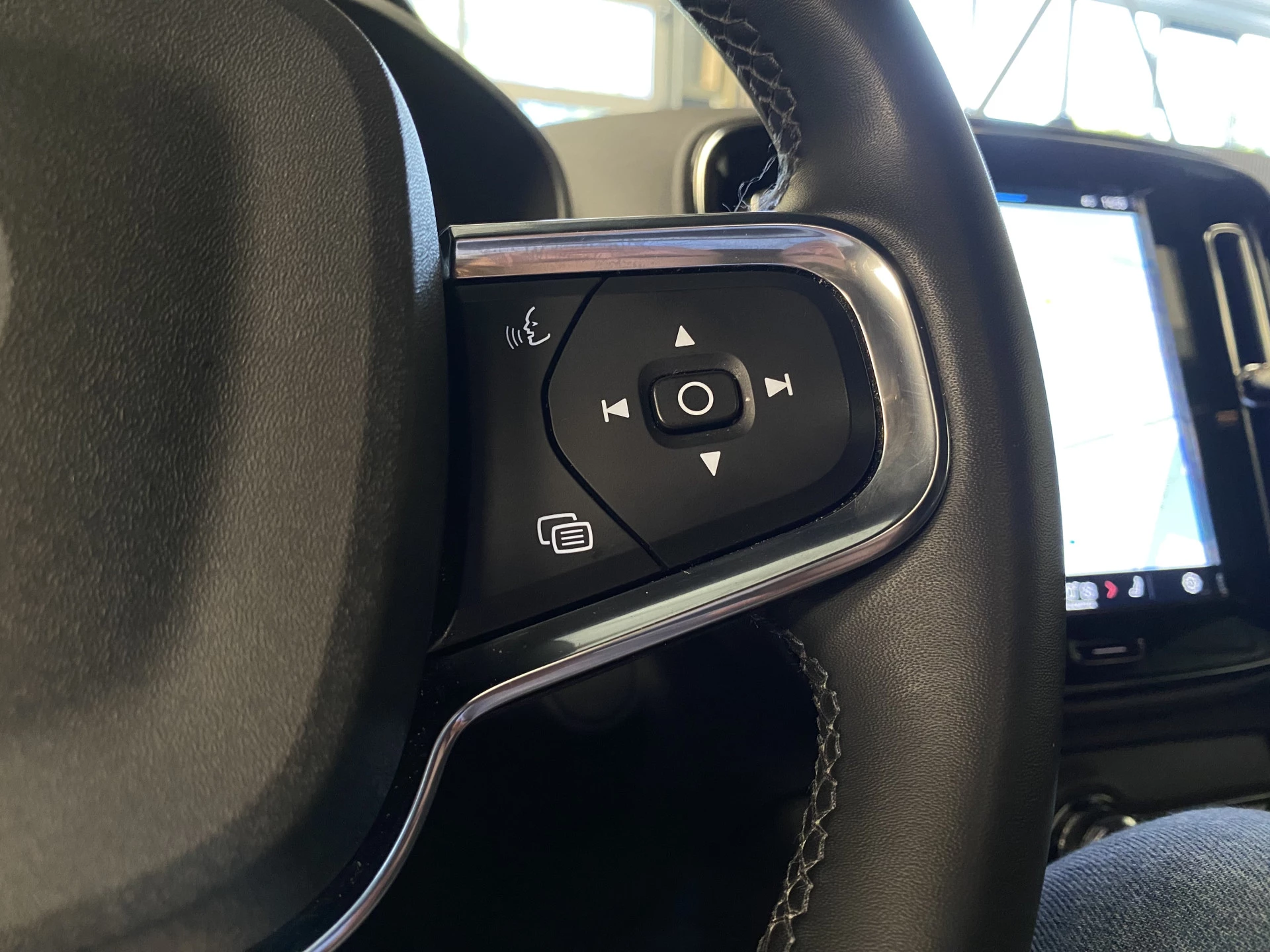 Hoofdafbeelding Volvo C40