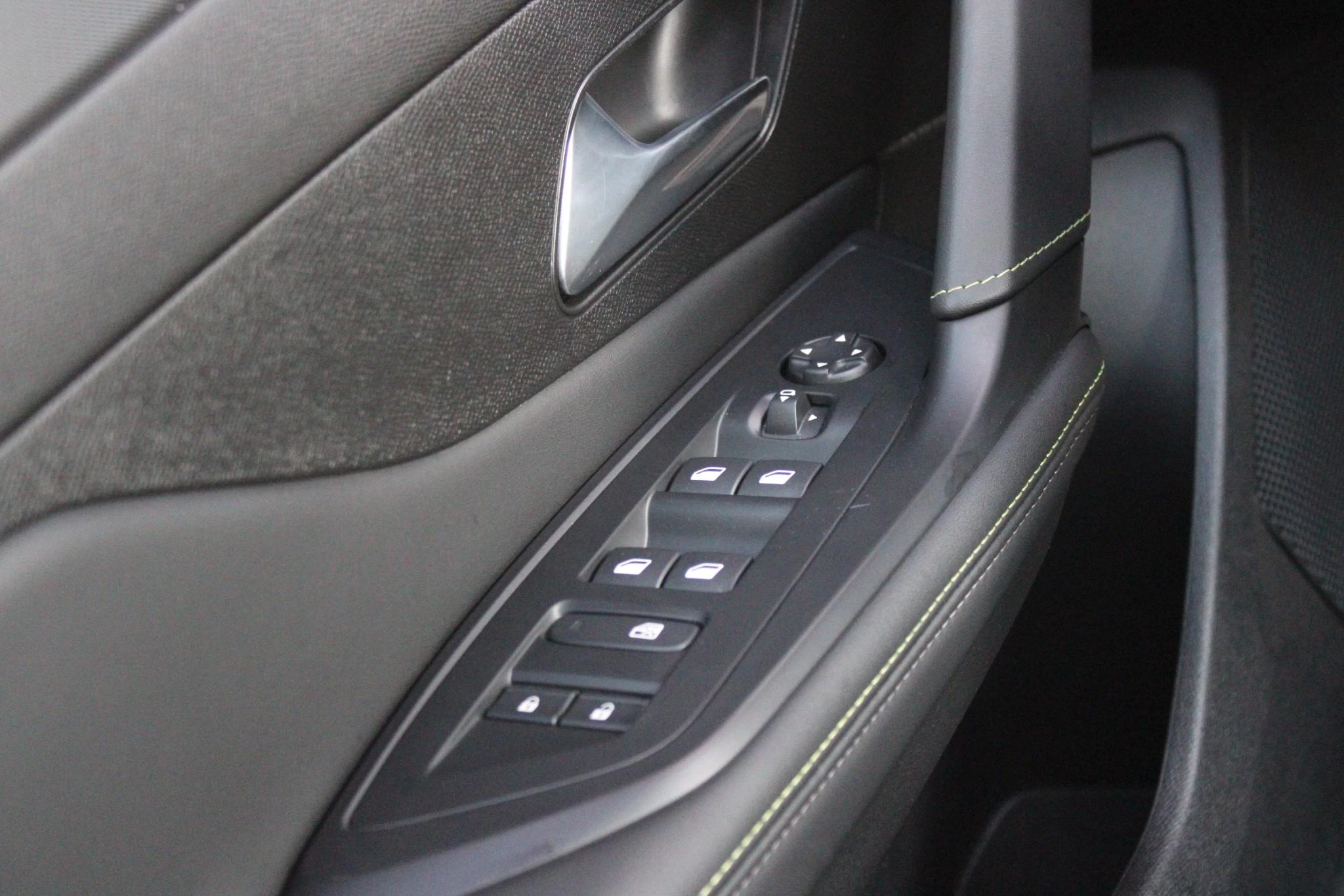 Hoofdafbeelding Peugeot 408