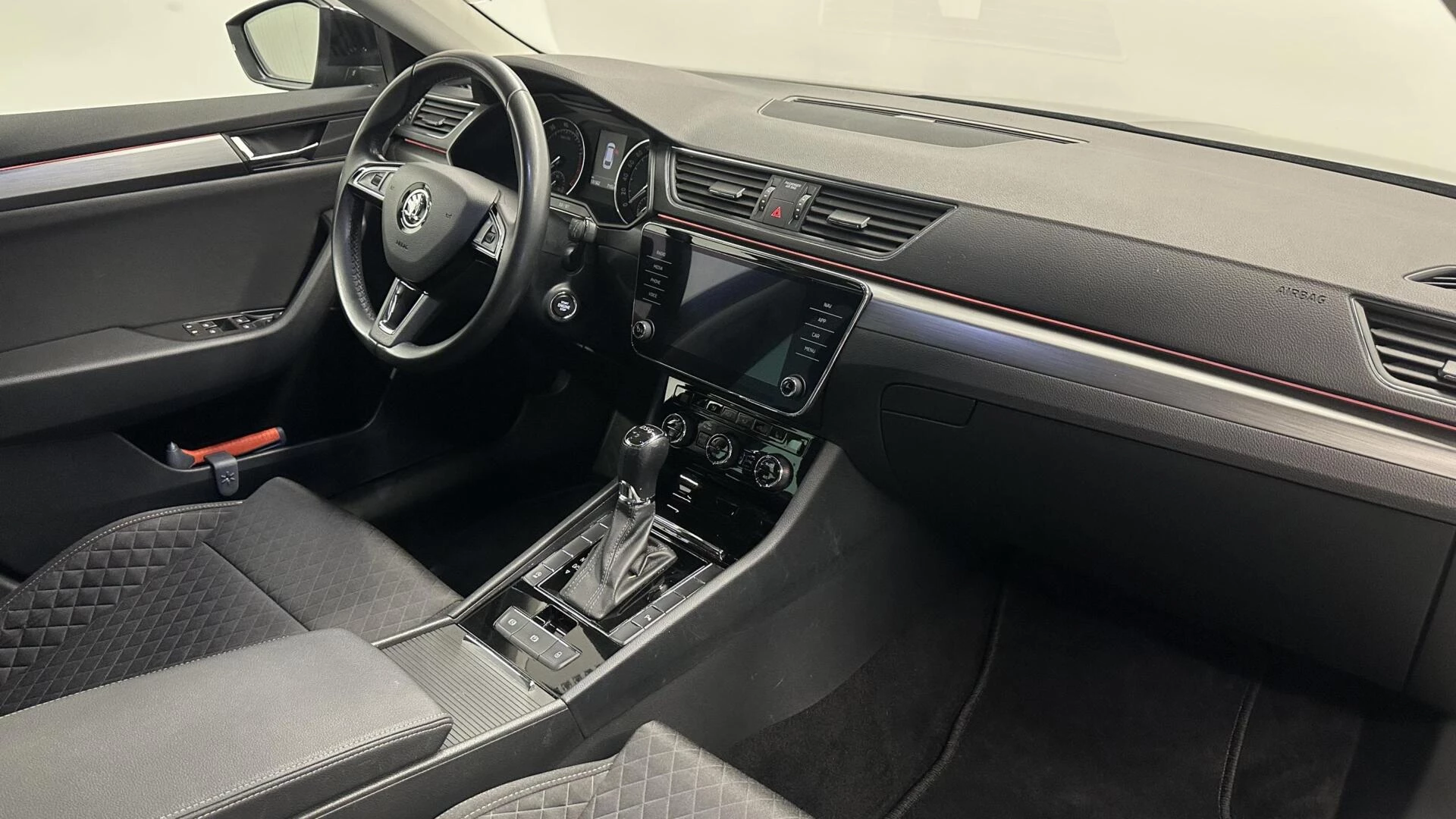 Hoofdafbeelding Škoda Superb