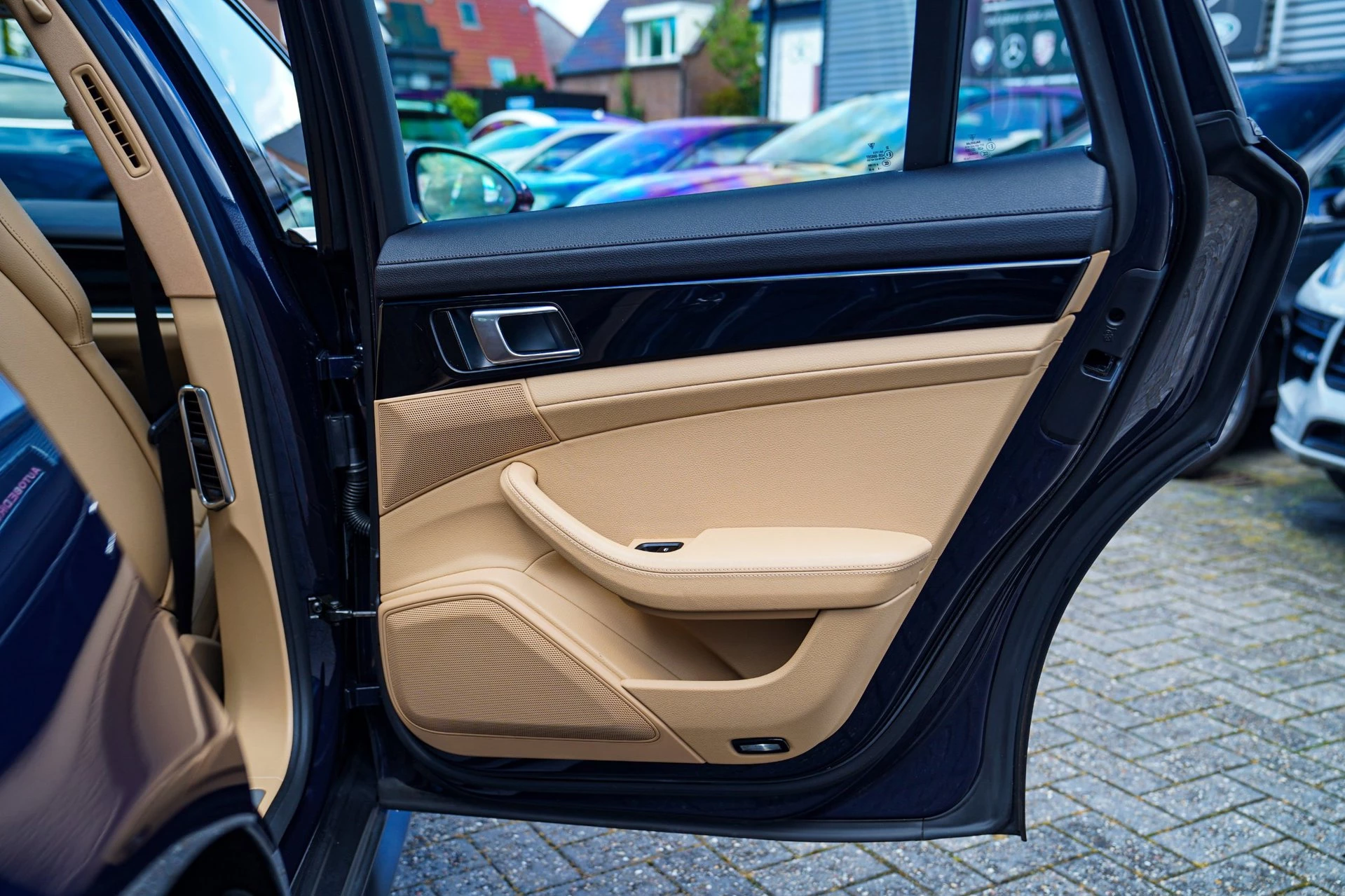 Hoofdafbeelding Porsche Panamera