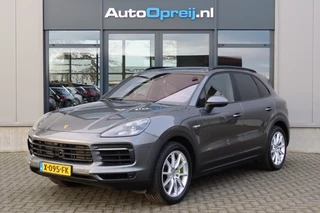 Porsche Cayenne 3.0 E-Hybrid Platinum Edition Chrono, Pano dak, Trekhaak, Luchtvering, Bose