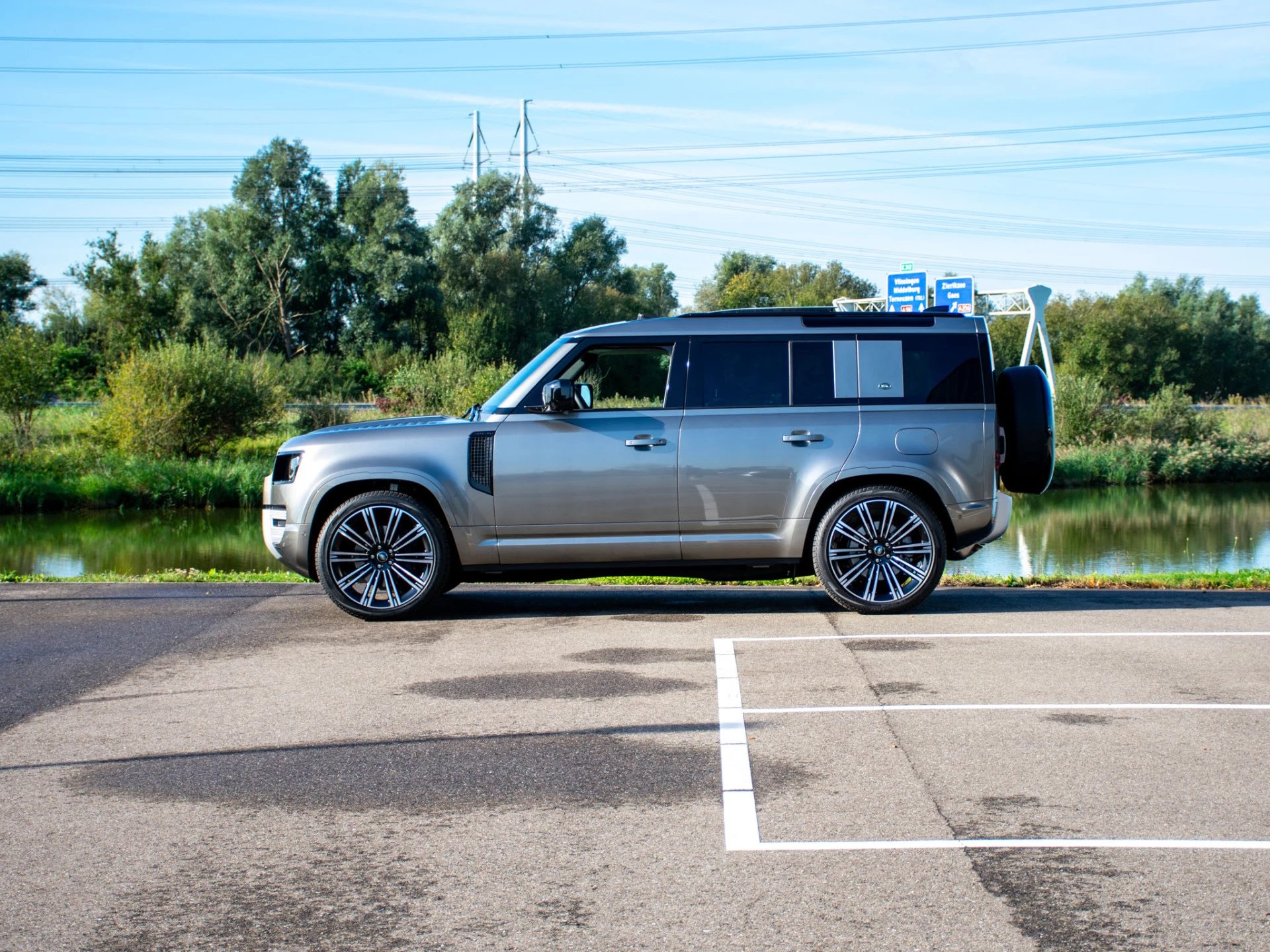 Hoofdafbeelding Land Rover Defender