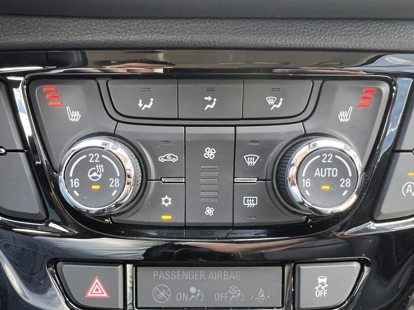 Hoofdafbeelding Opel Mokka X