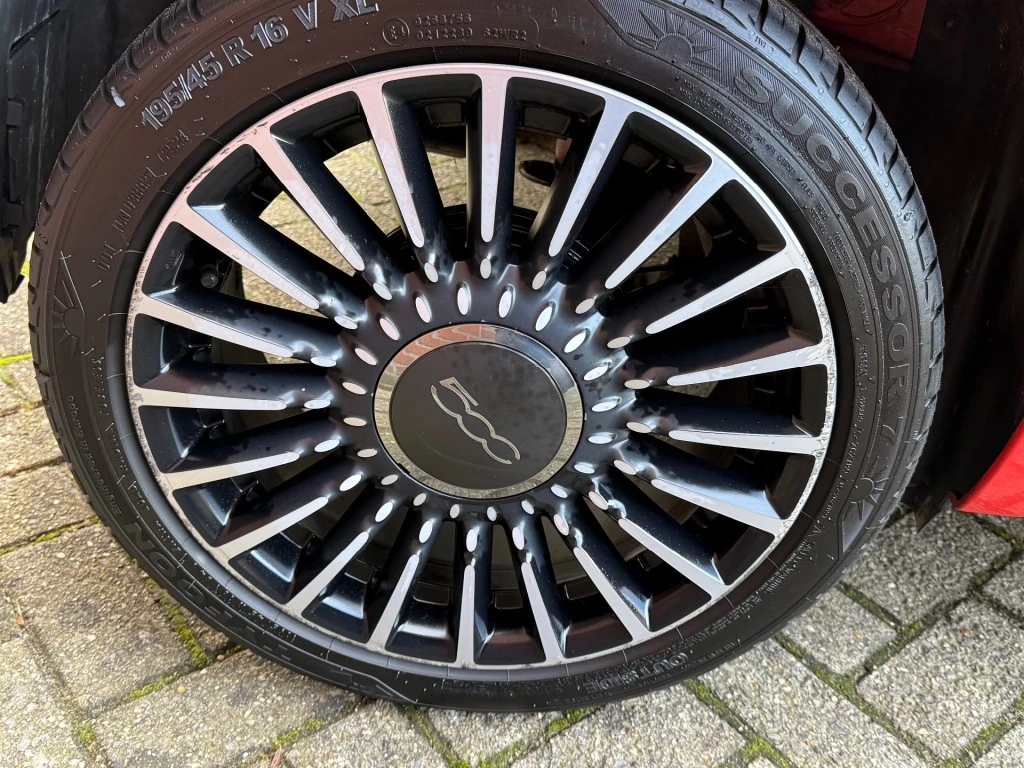 Hoofdafbeelding Fiat 500