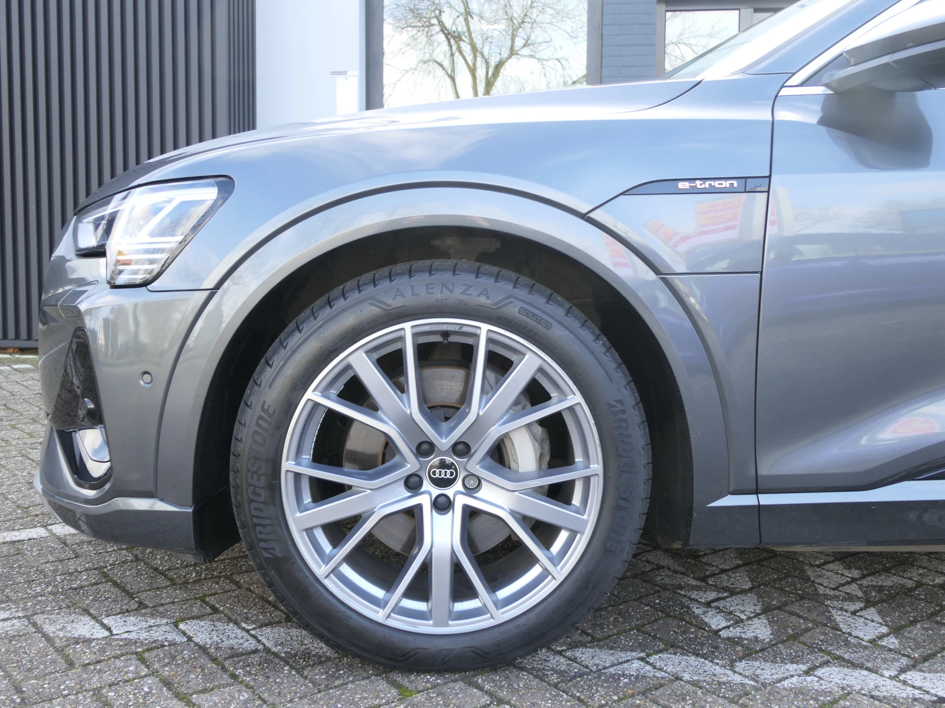 Hoofdafbeelding Audi e-tron