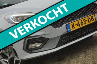 Ford Fiesta 1.5 EcoBoost ST-3 | Silver Fox | Recaro/Panorama/Full-LED/Carplay/Winterpack