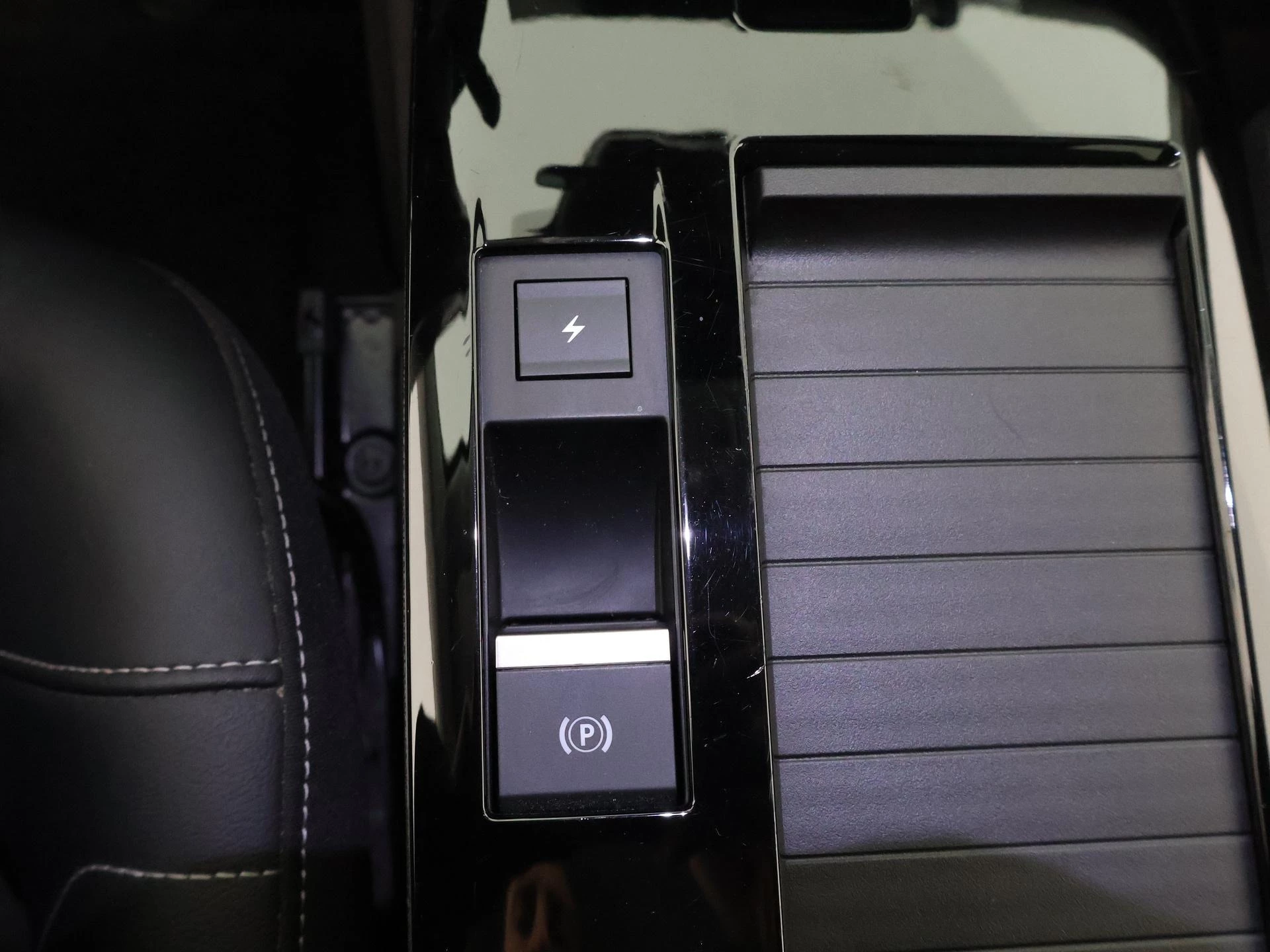 Hoofdafbeelding Citroën ë-C4