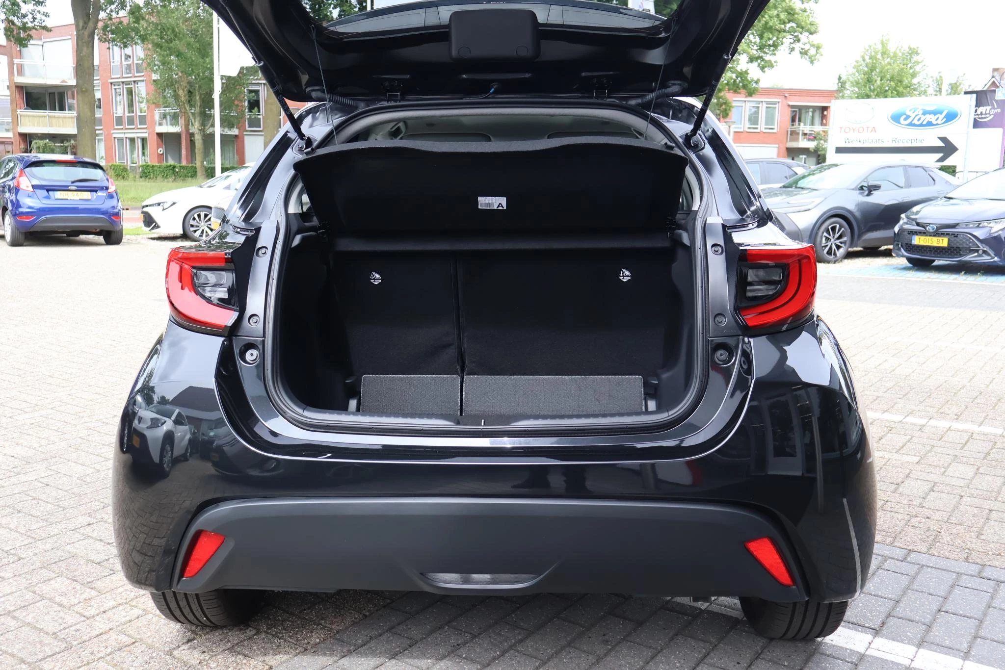 Hoofdafbeelding Toyota Yaris