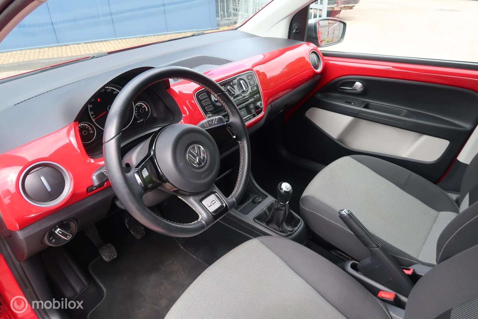 Hoofdafbeelding Volkswagen up!