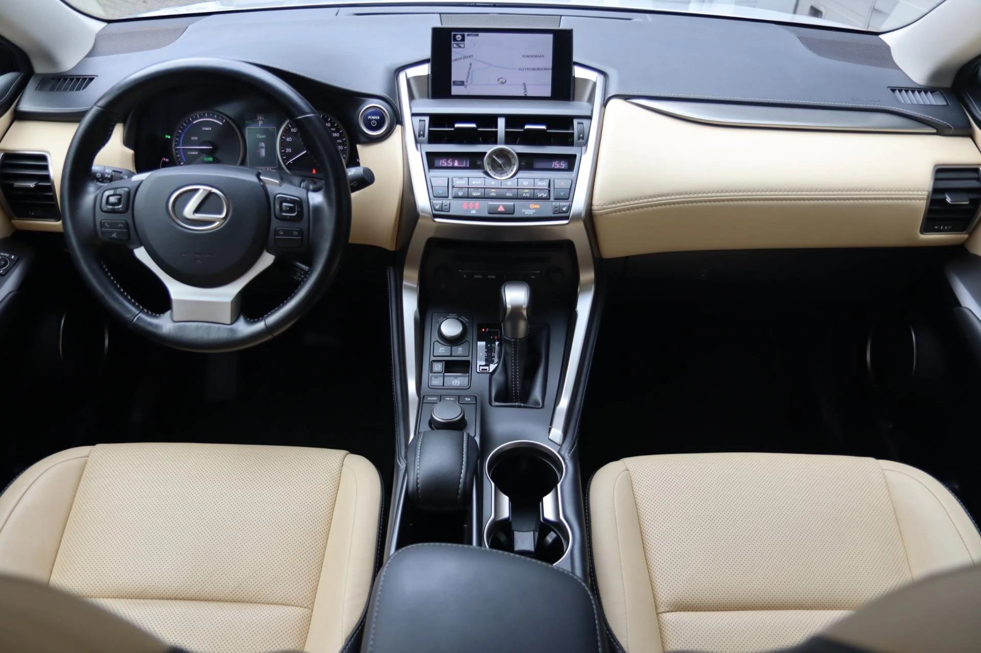 Hoofdafbeelding Lexus NX